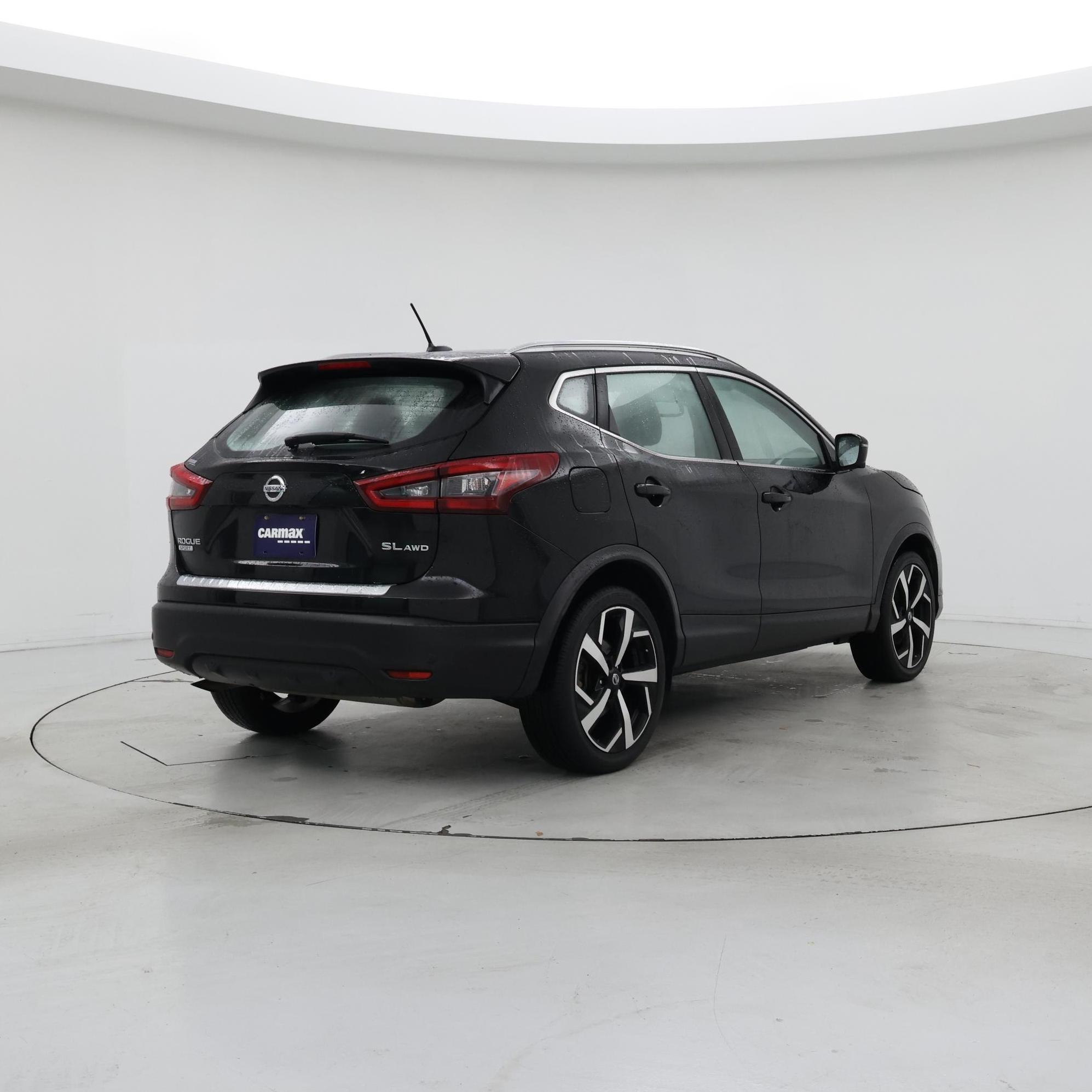 Thumbnail: 2022 Nissan Rogue Sport - 8