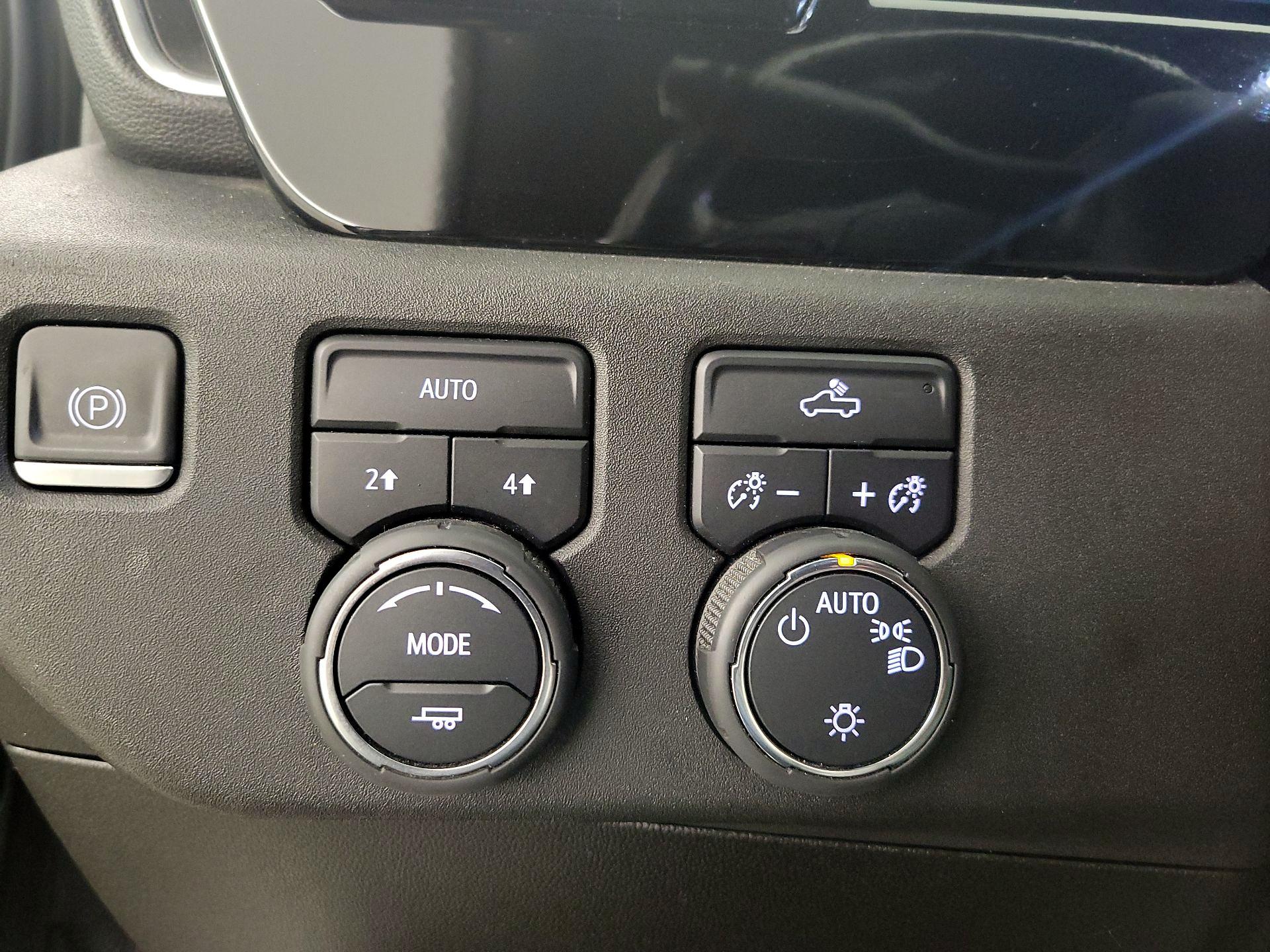 Thumbnail: 2023 Chevrolet Silverado 1500 - 13