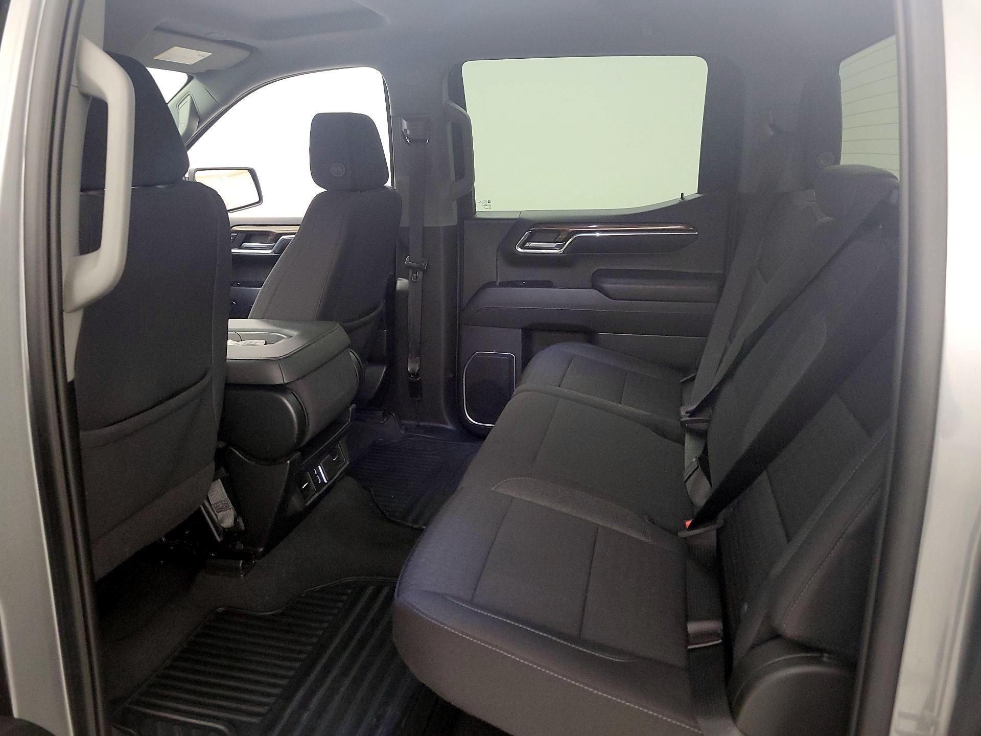 Thumbnail: 2023 Chevrolet Silverado 1500 - 19