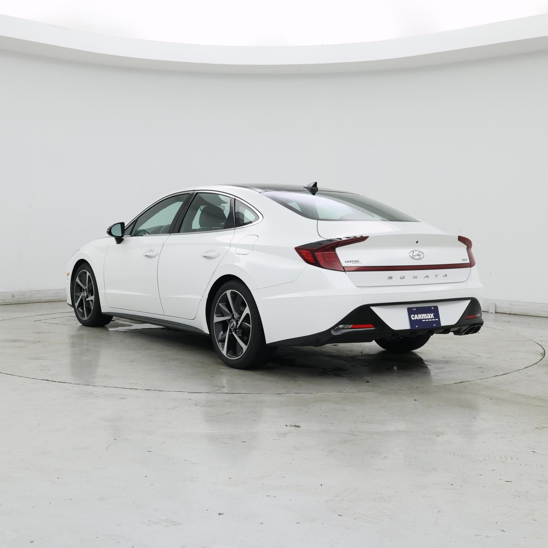 Thumbnail: 2023 Hyundai Sonata - 2