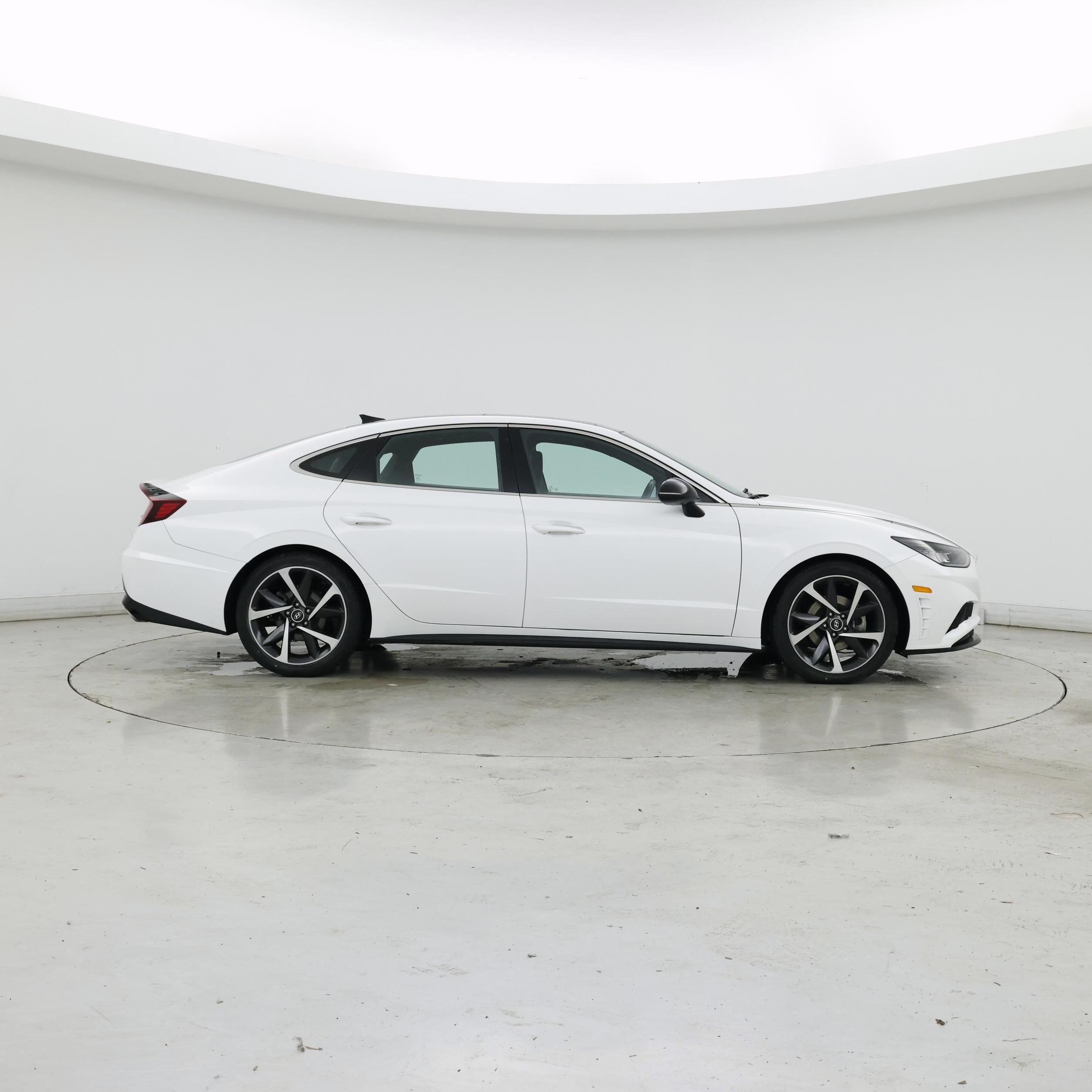 Thumbnail: 2023 Hyundai Sonata - 7