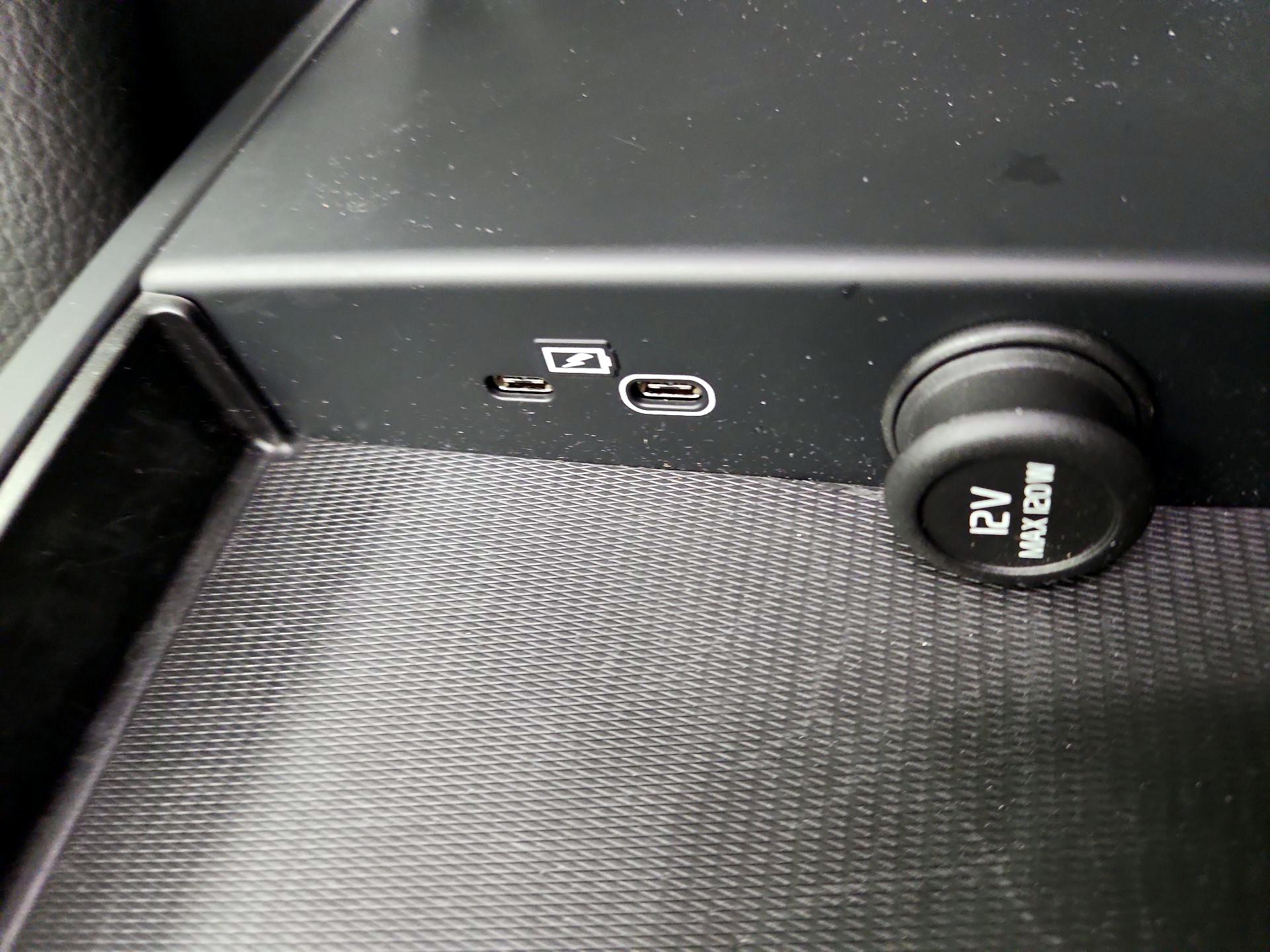 Thumbnail: 2023 Volvo S60 - 19