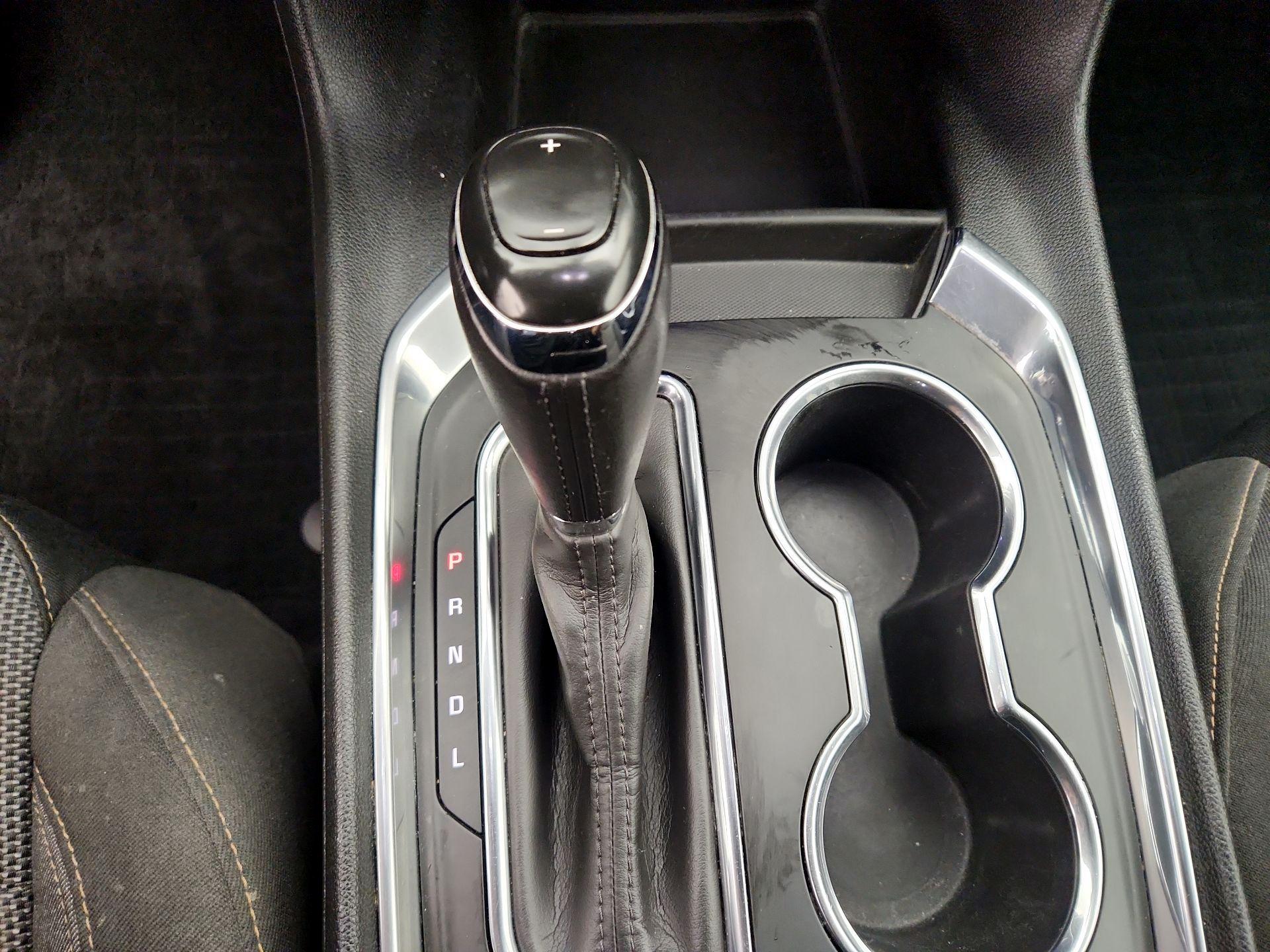 Thumbnail: 2020 Chevrolet Traverse - 17