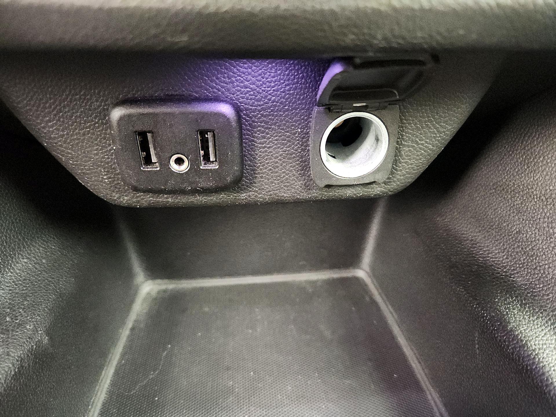 Thumbnail: 2020 Chevrolet Traverse - 18