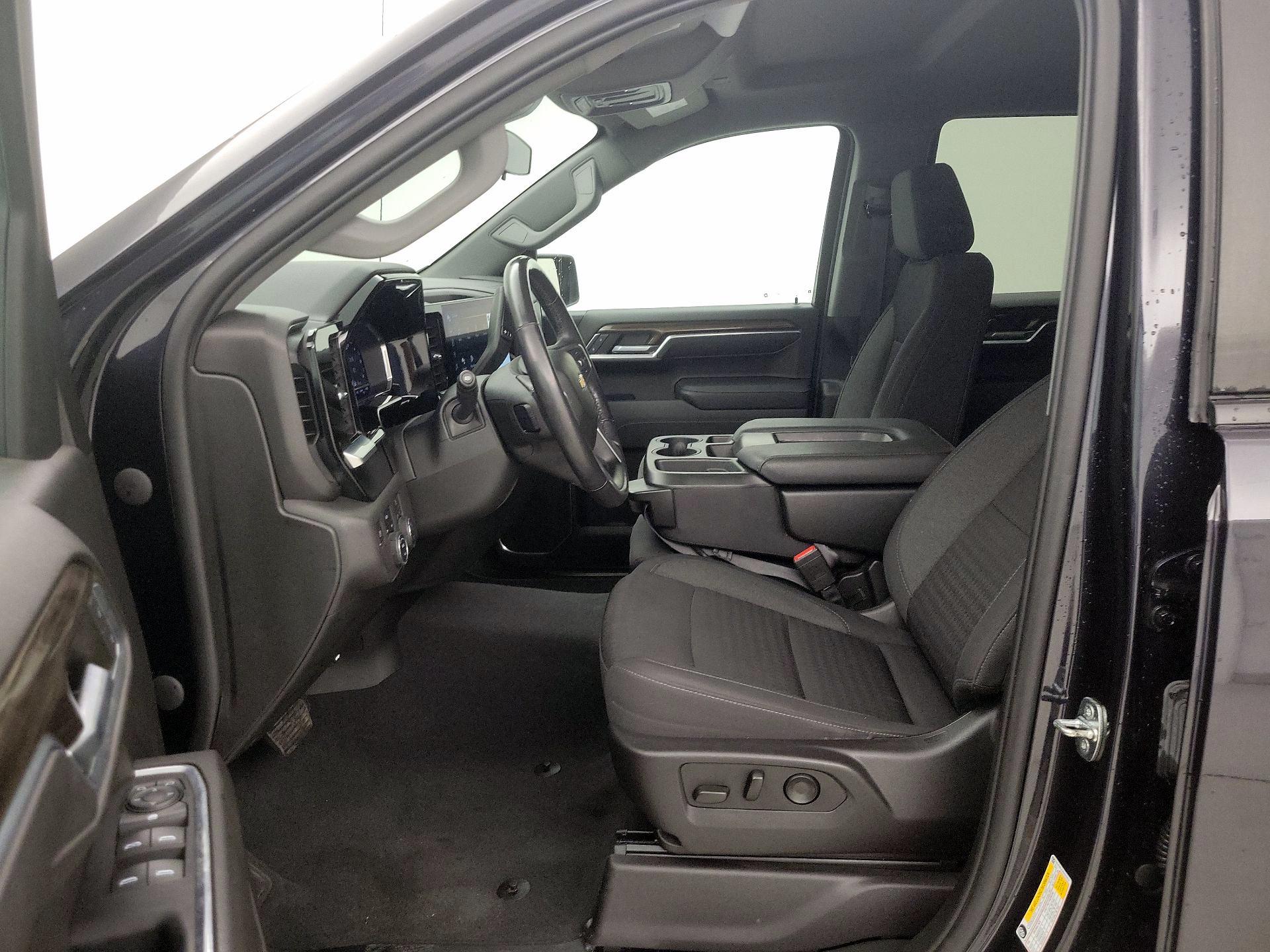 Thumbnail: 2022 Chevrolet Silverado 1500 - 11