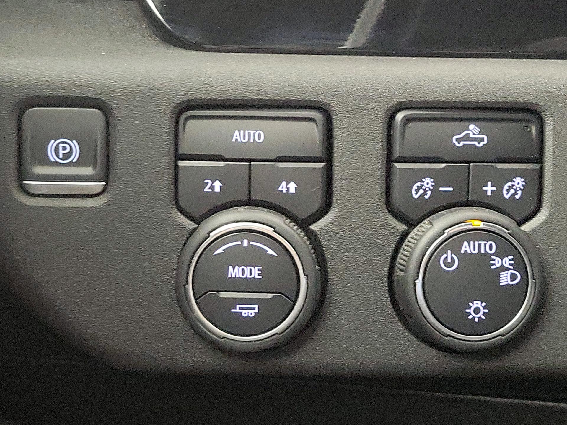 Thumbnail: 2022 Chevrolet Silverado 1500 - 13