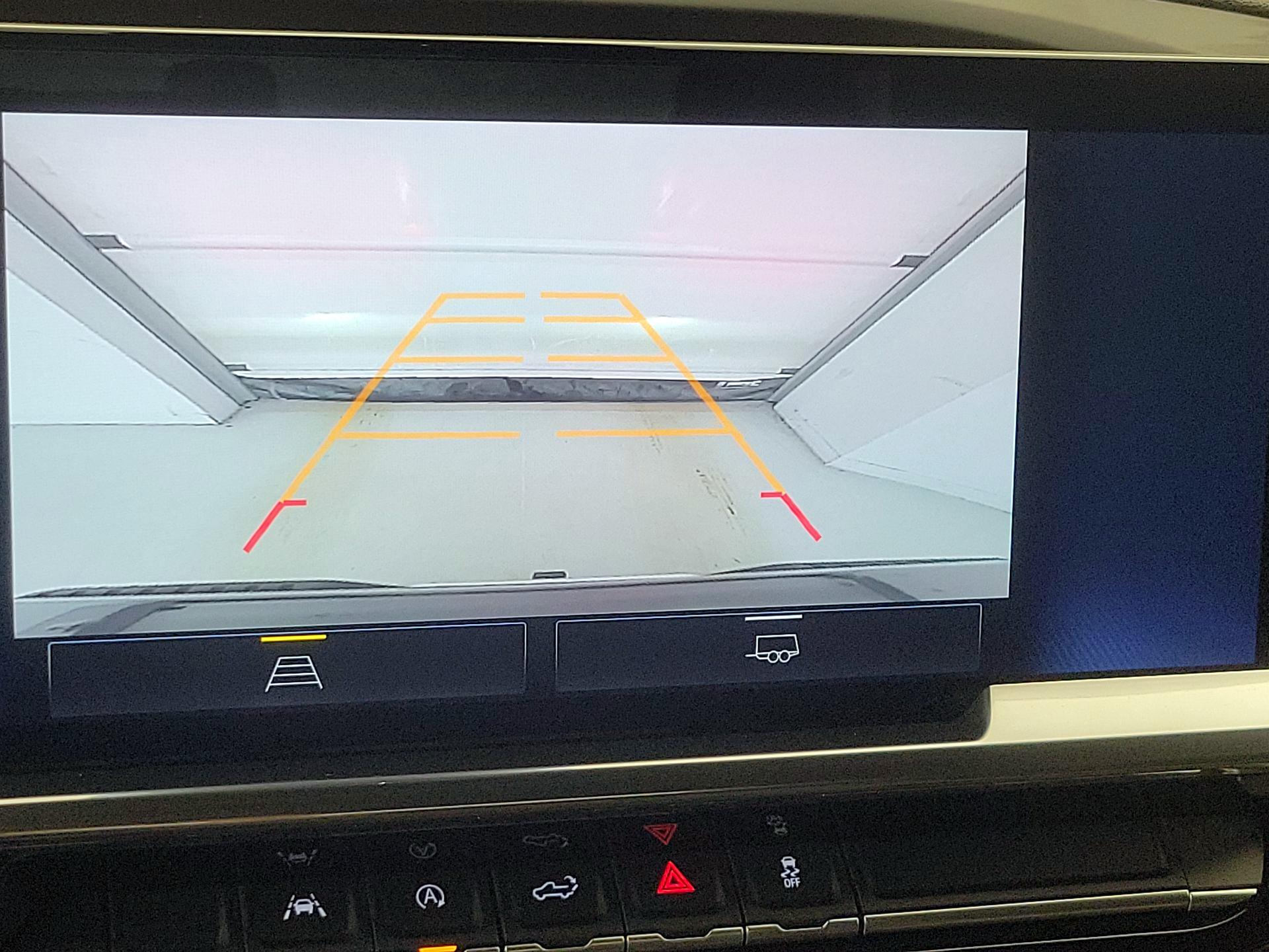 Thumbnail: 2022 Chevrolet Silverado 1500 - 14