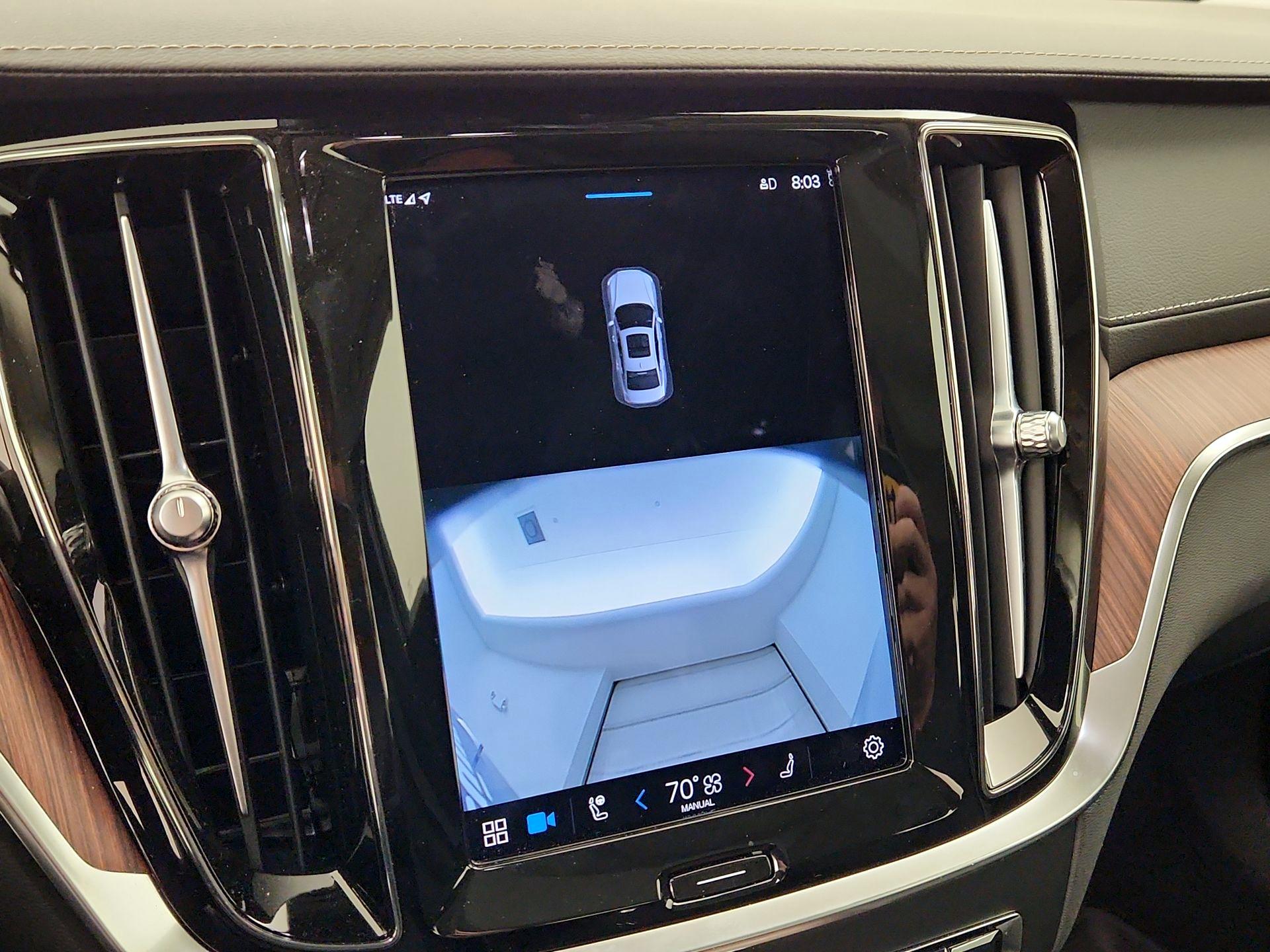 Thumbnail: 2023 Volvo S60 - 15