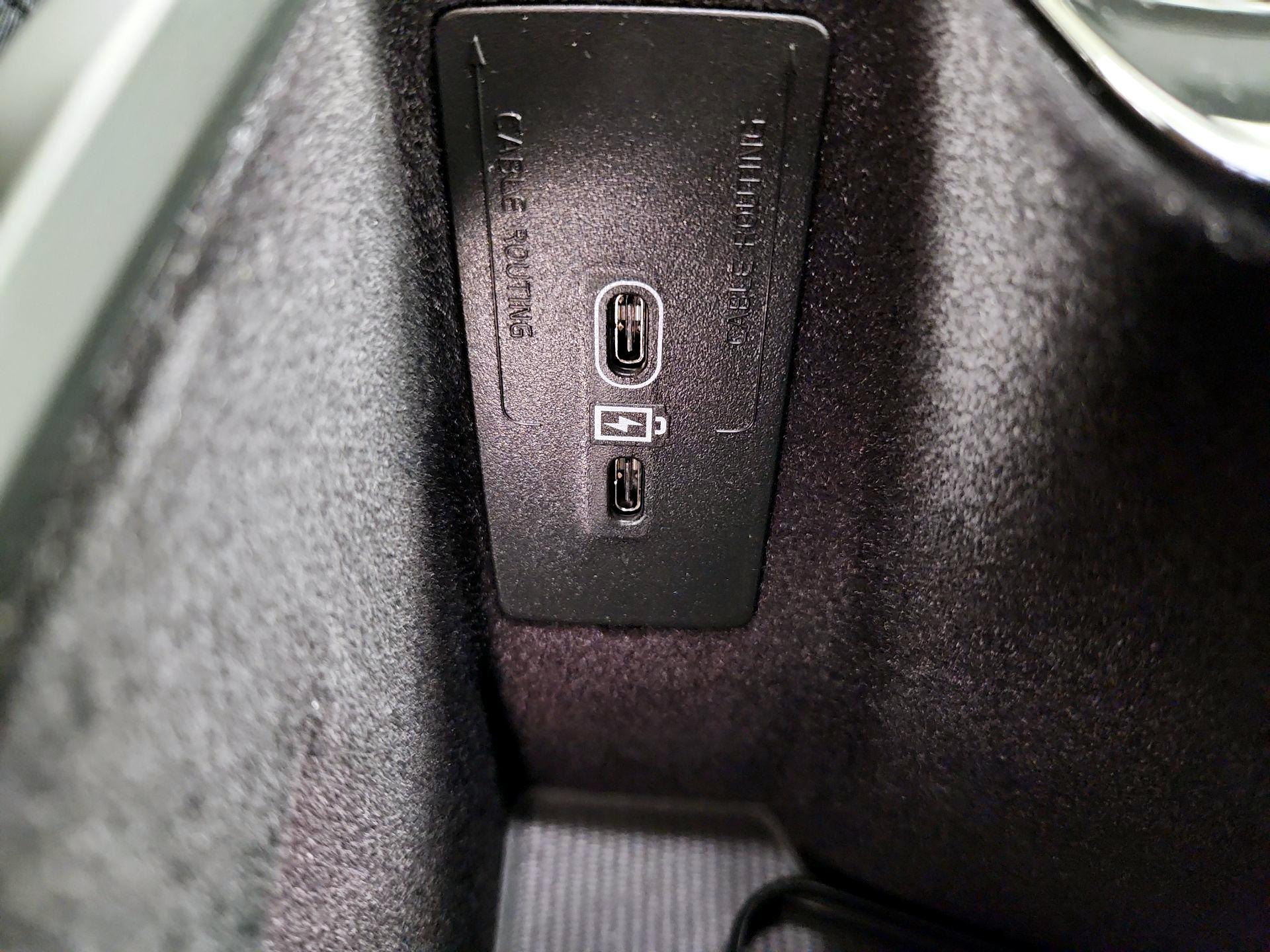 Thumbnail: 2023 Volvo S60 - 19