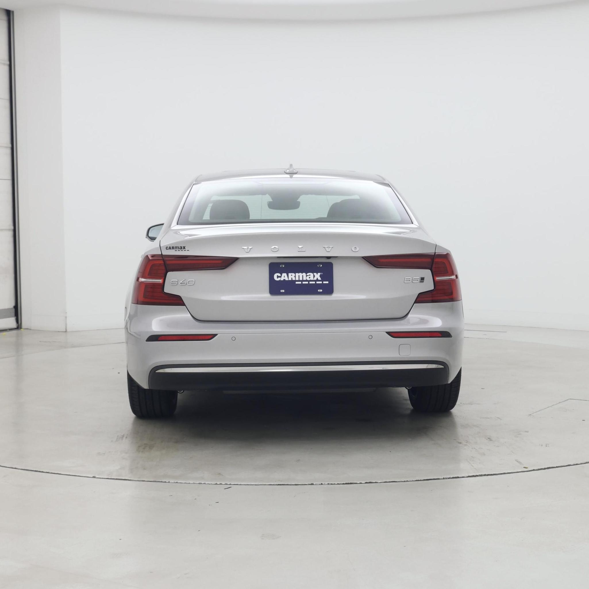 Thumbnail: 2023 Volvo S60 - 6