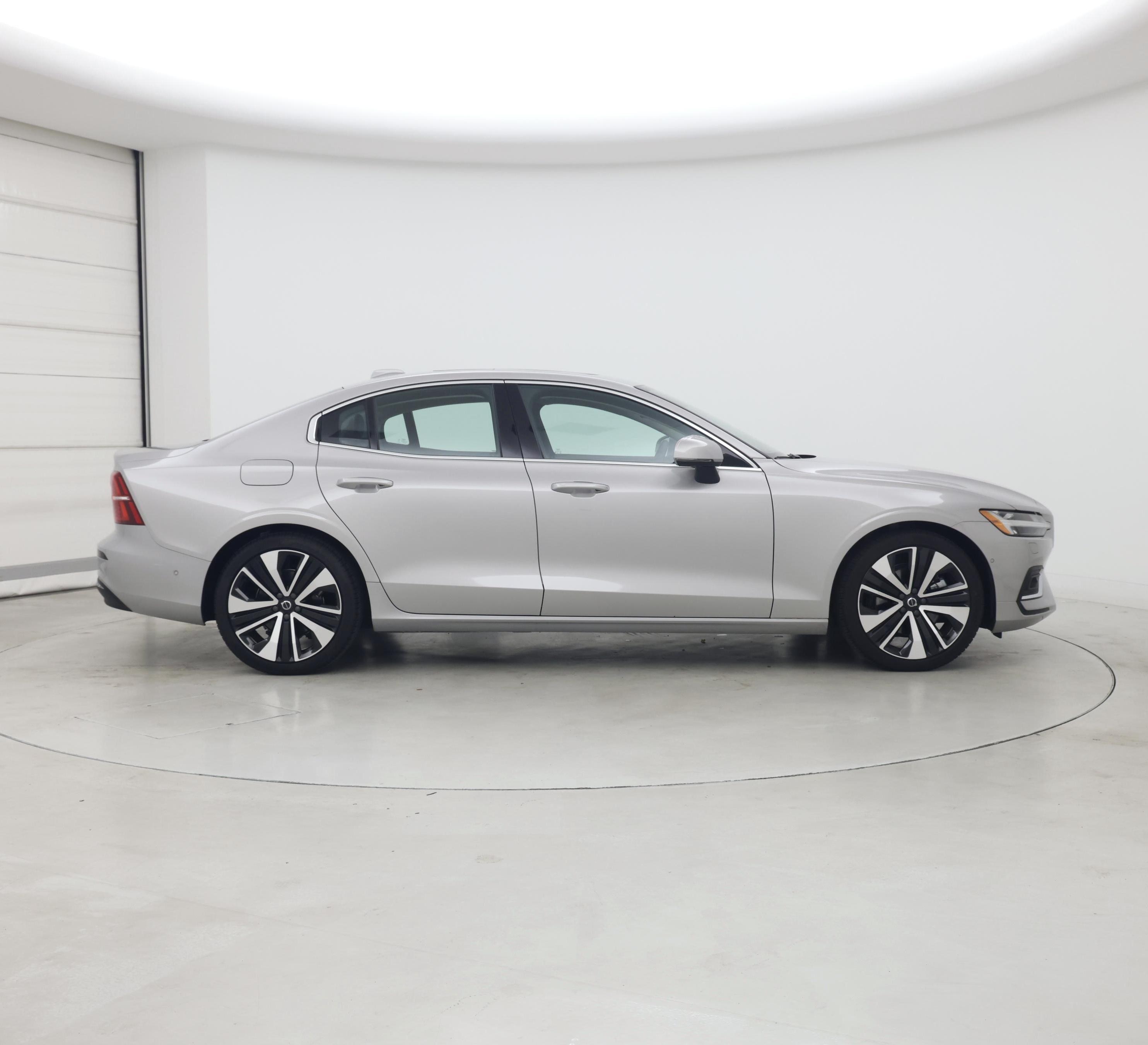 Thumbnail: 2023 Volvo S60 - 7