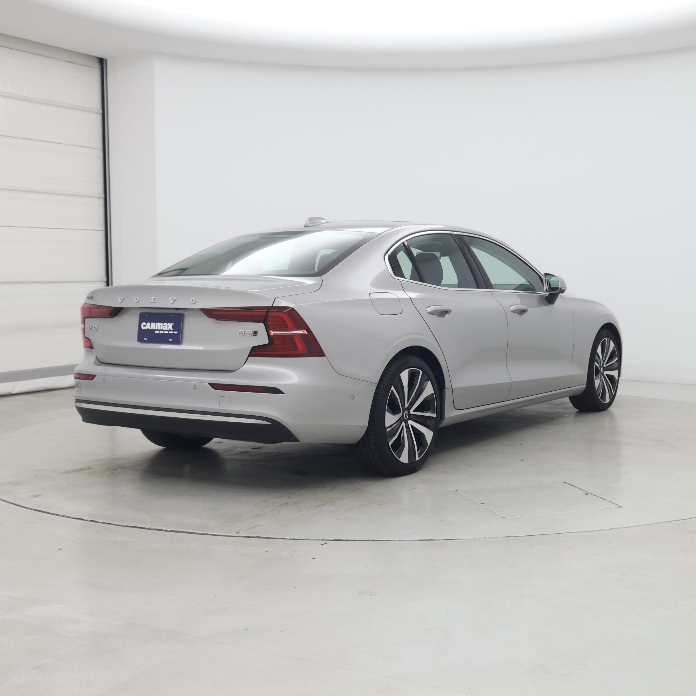 Thumbnail: 2023 Volvo S60 - 8