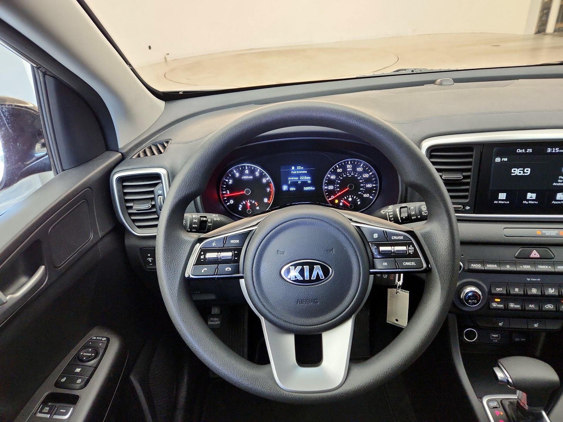 Thumbnail: 2020 Kia Sportage - 10