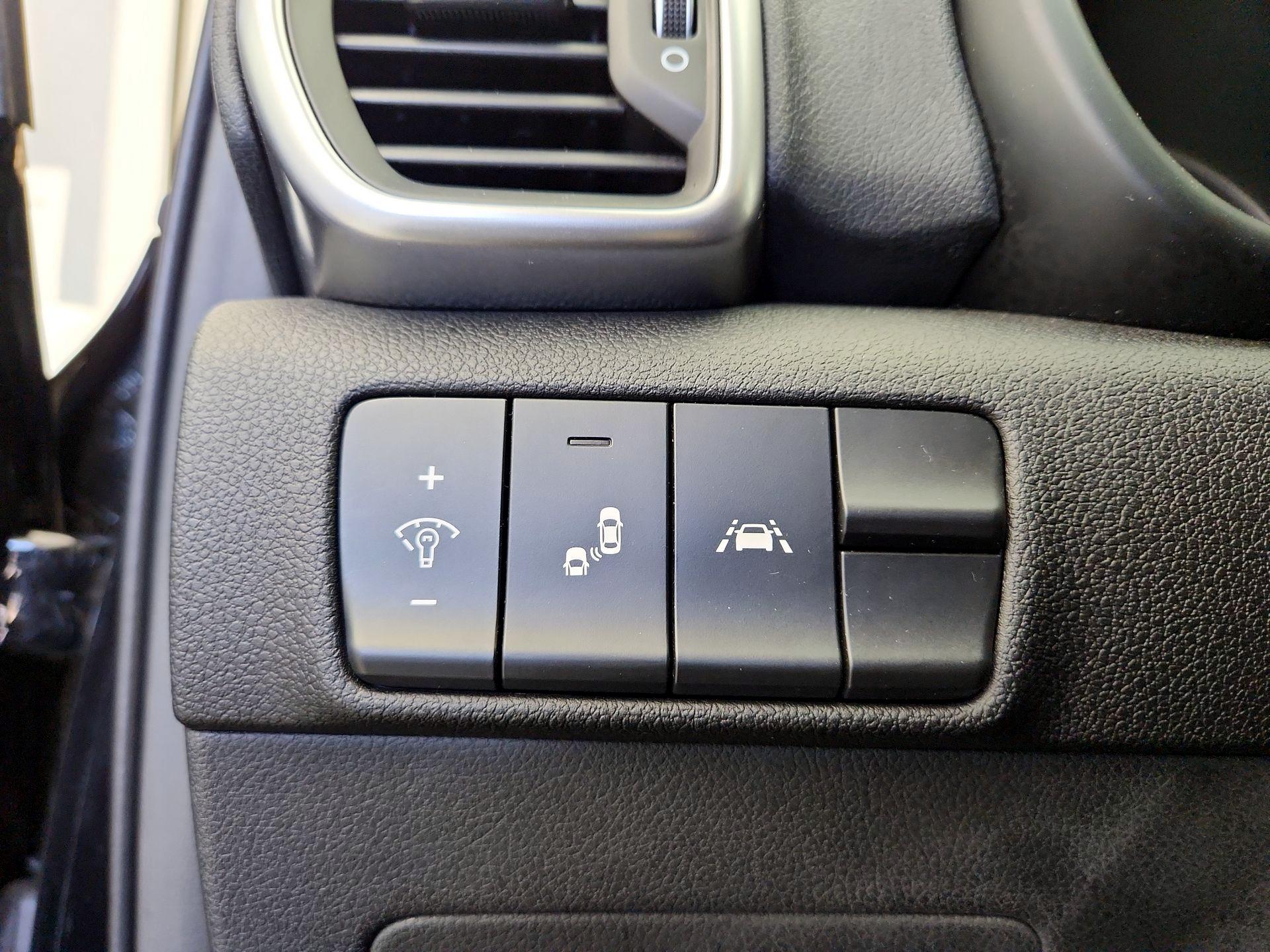 Thumbnail: 2020 Kia Sportage - 13