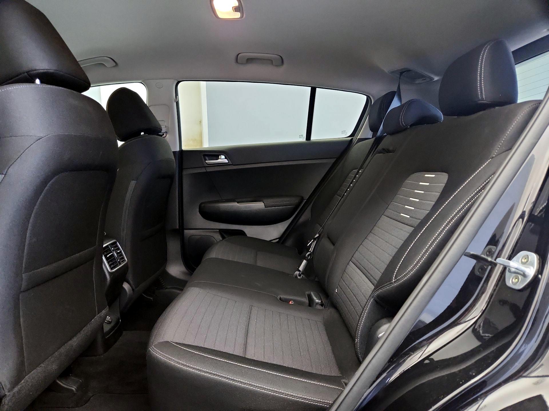 Thumbnail: 2020 Kia Sportage - 19