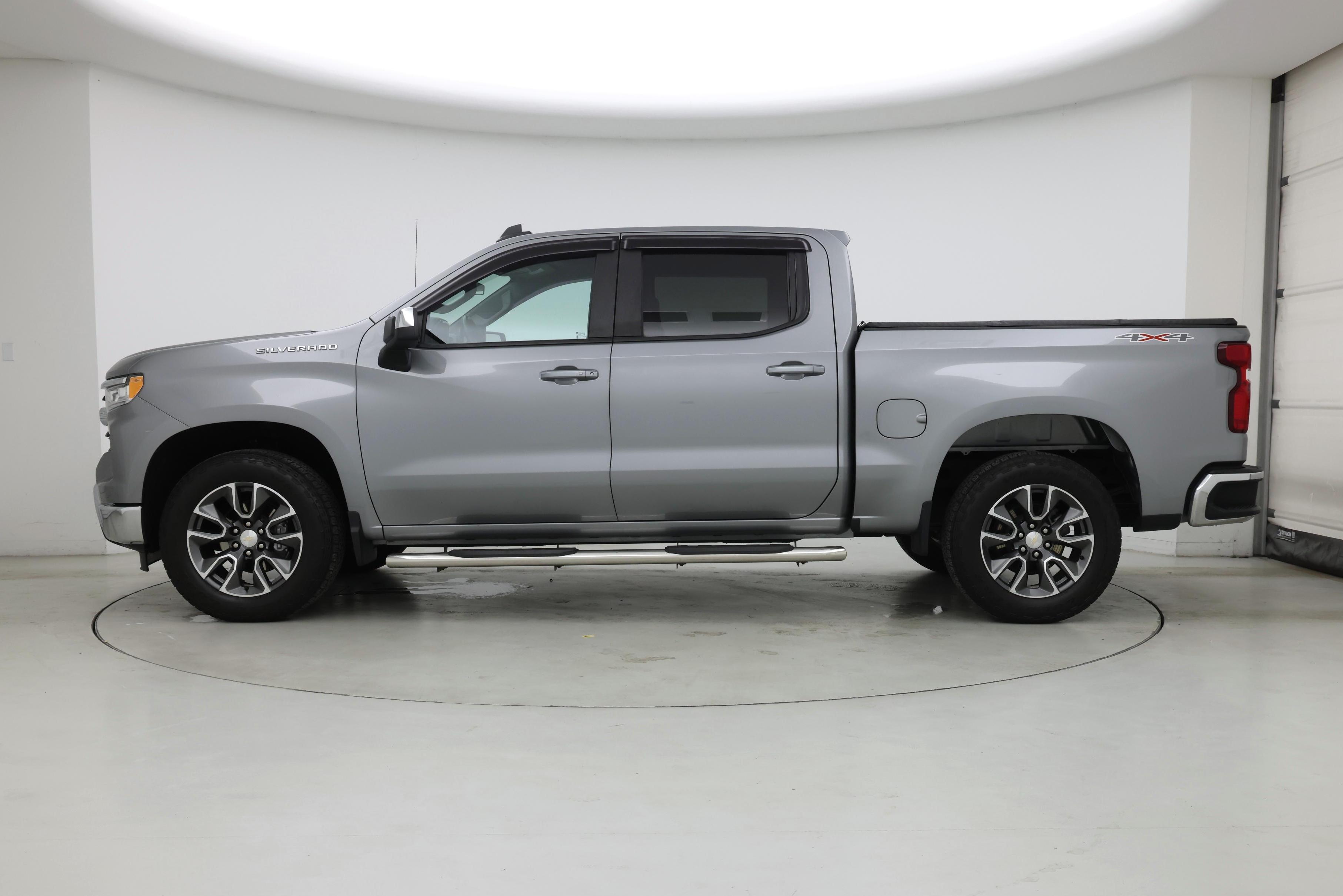 Thumbnail: 2023 Chevrolet Silverado 1500 - 3