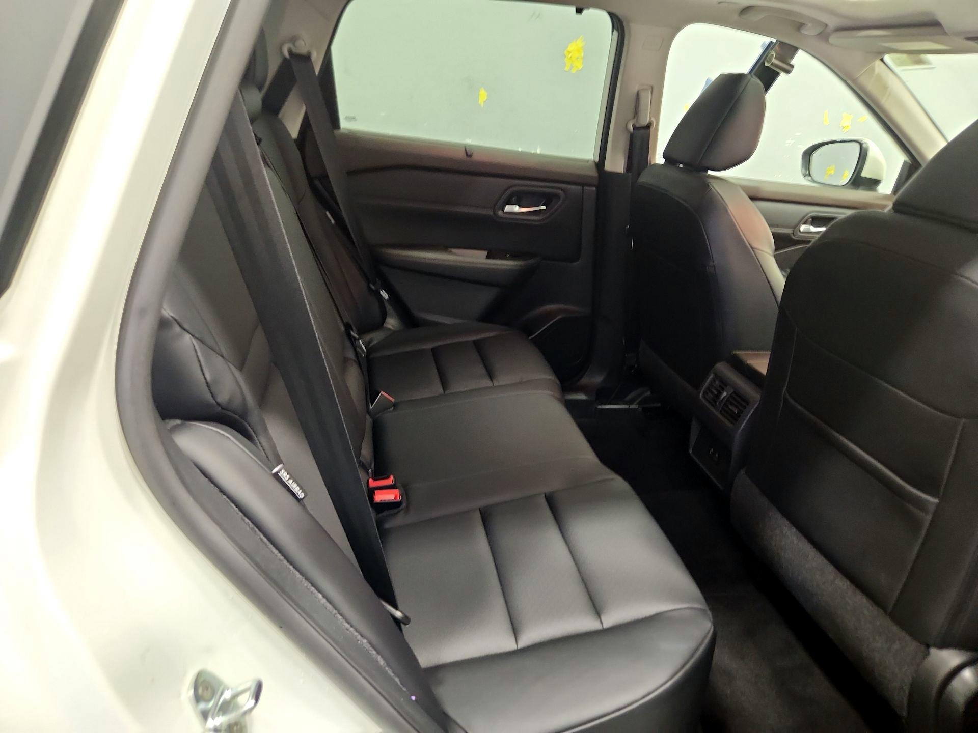 Thumbnail: 2023 Nissan Rogue - 20