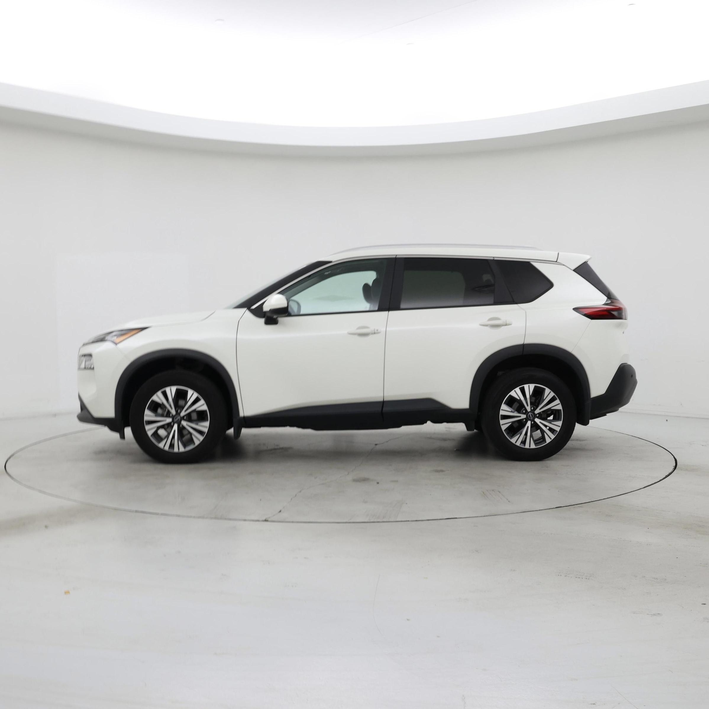 Thumbnail: 2023 Nissan Rogue - 3