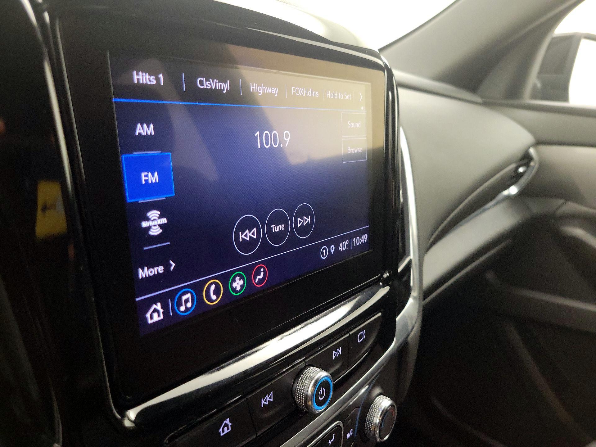 Thumbnail: 2023 Chevrolet Traverse - 15