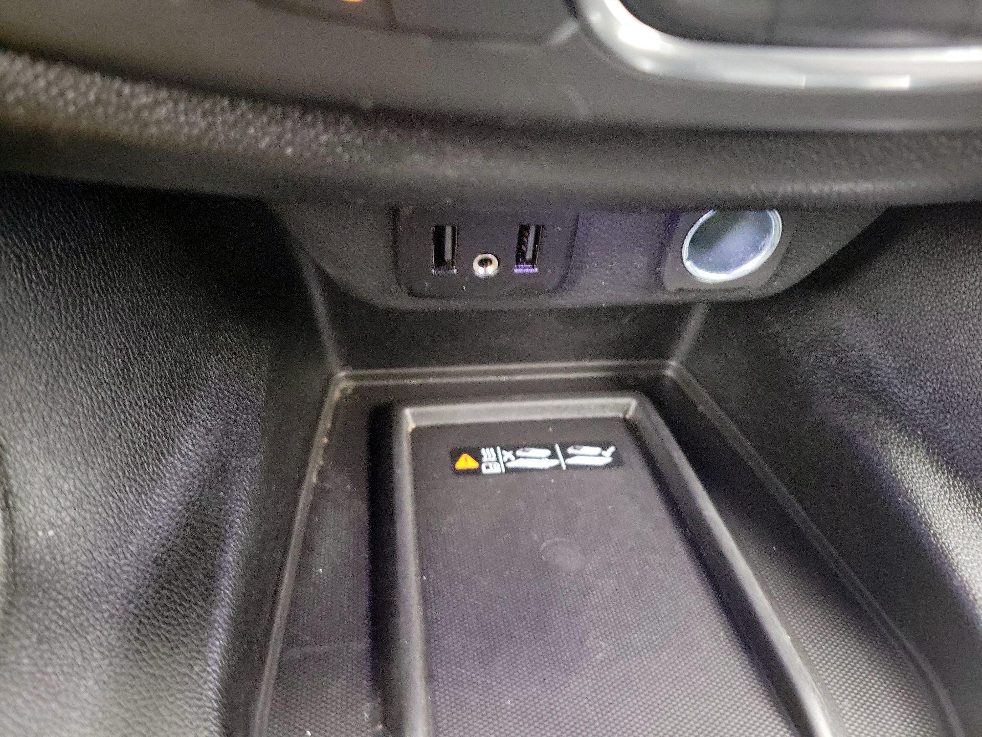 Thumbnail: 2023 Chevrolet Traverse - 18