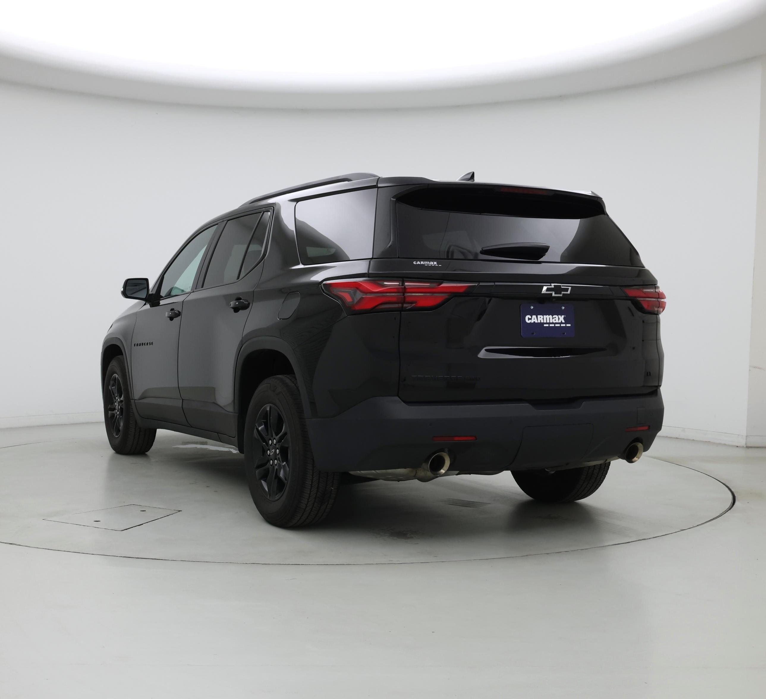 Thumbnail: 2023 Chevrolet Traverse - 2