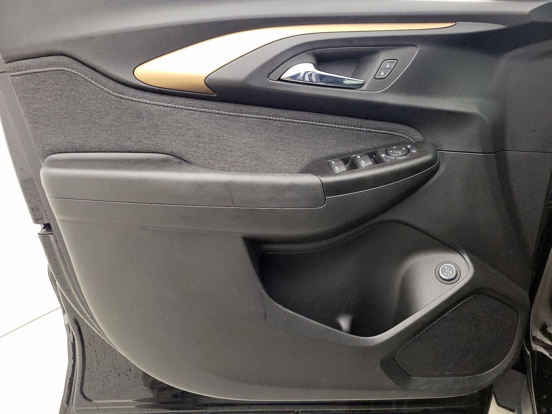 Thumbnail: 2022 Chevrolet TrailBlazer - 12