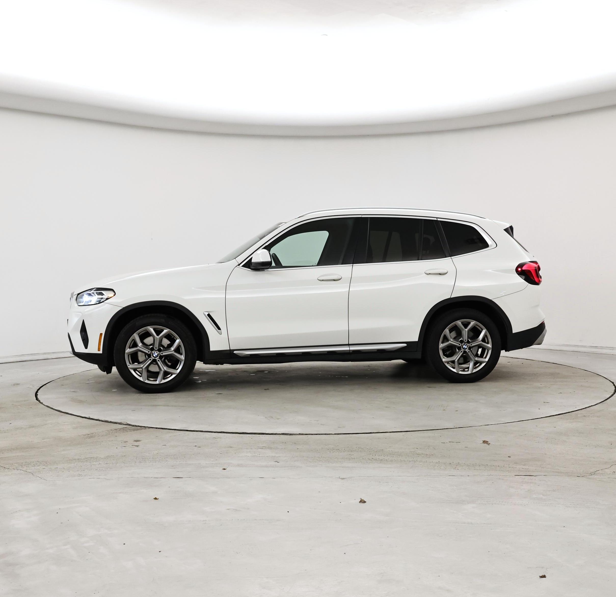 Thumbnail: 2022 Kia Sorento - 3