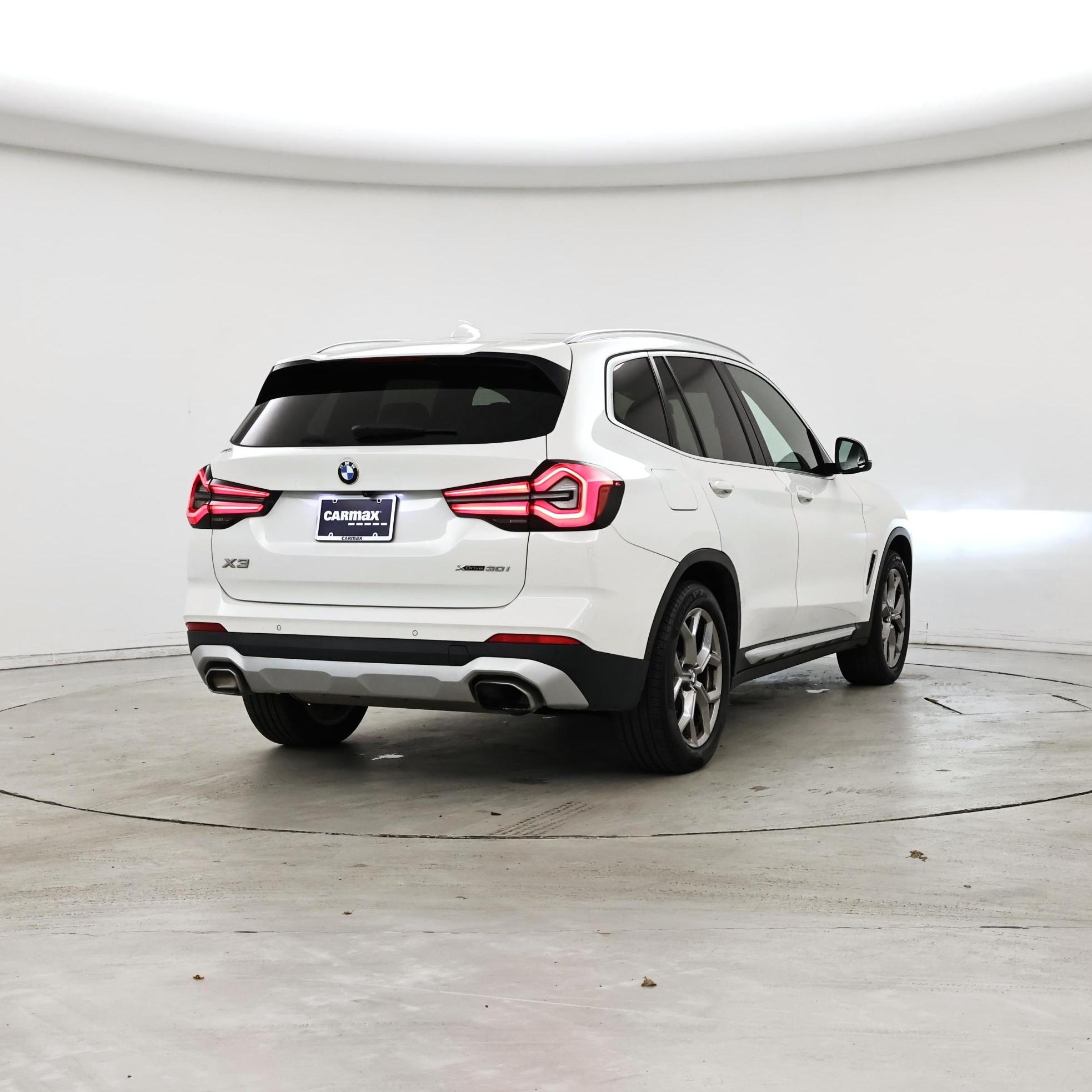 Thumbnail: 2022 Kia Sorento - 8