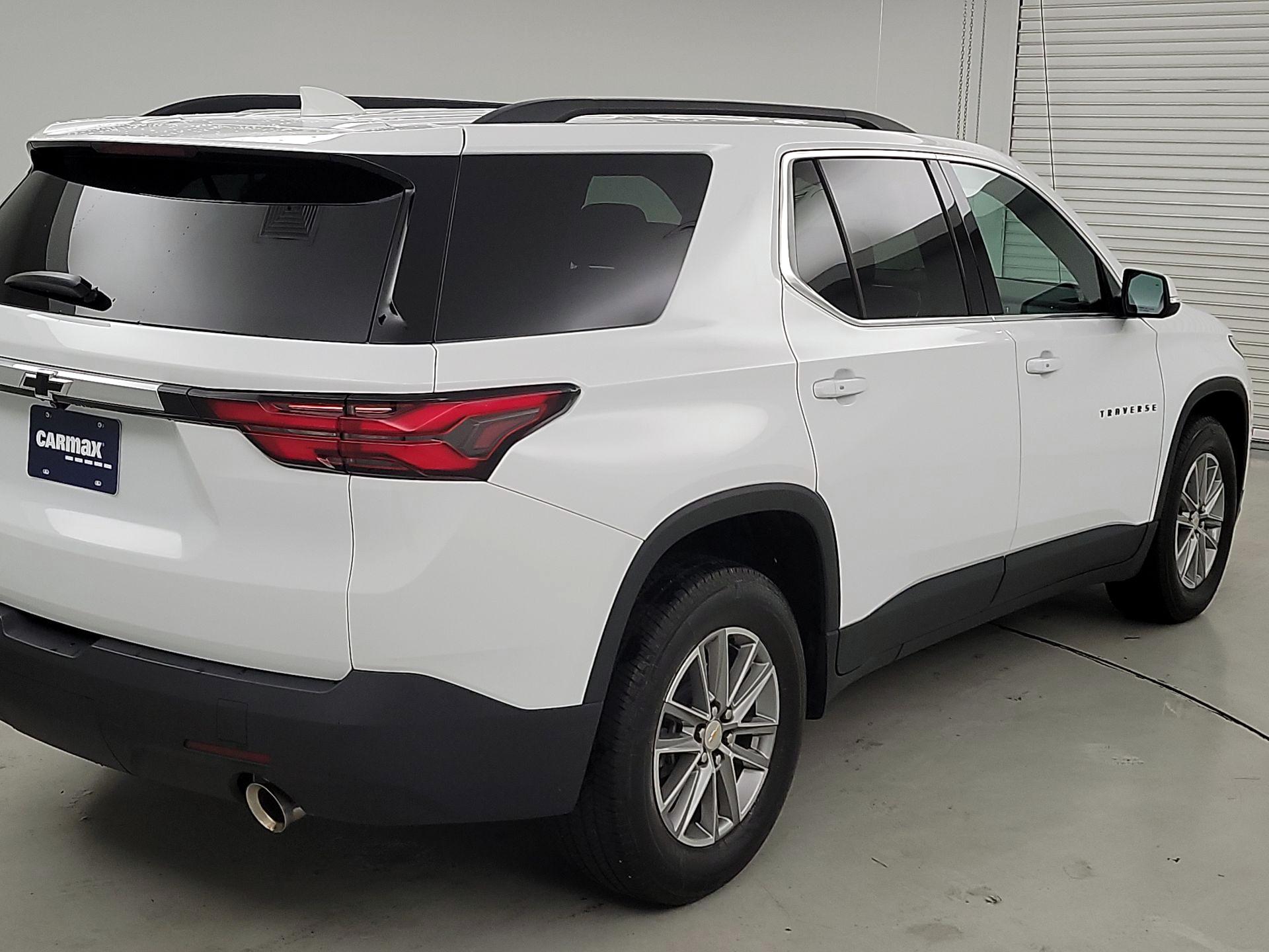 Thumbnail: 2023 Chevrolet Traverse - 5