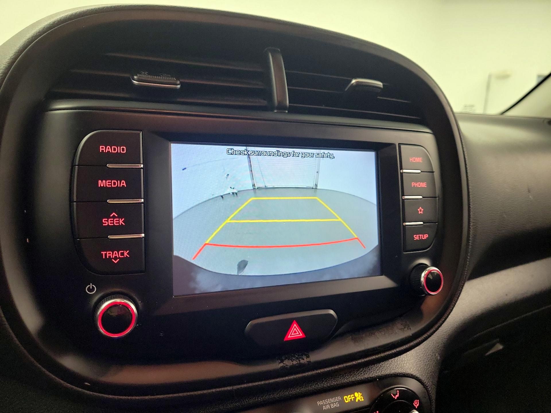 Thumbnail: 2020 Kia Soul - 12