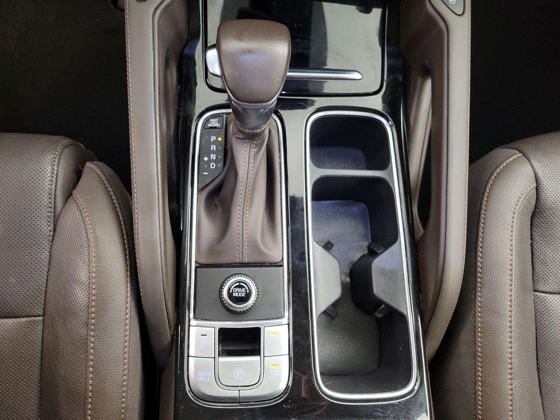 Thumbnail: 2022 Kia Telluride - 18