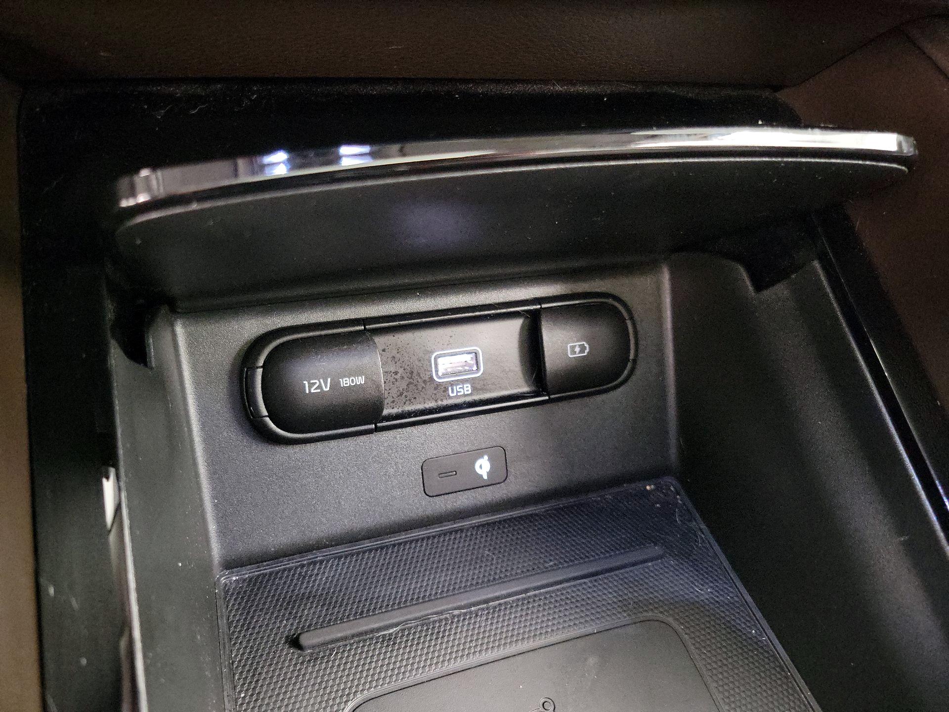 Thumbnail: 2022 Kia Telluride - 19