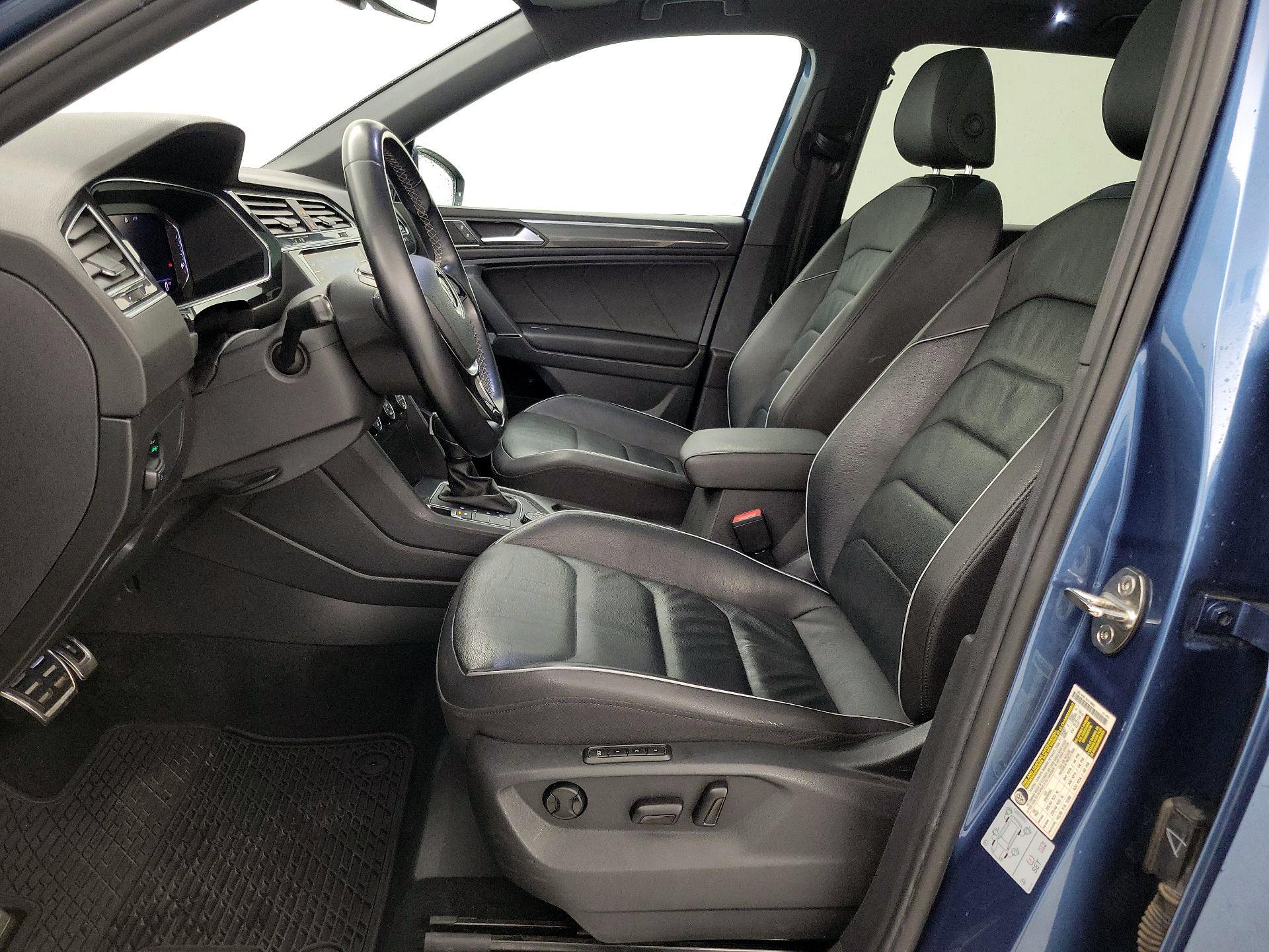 Thumbnail: 2020 Volkswagen Tiguan - 11