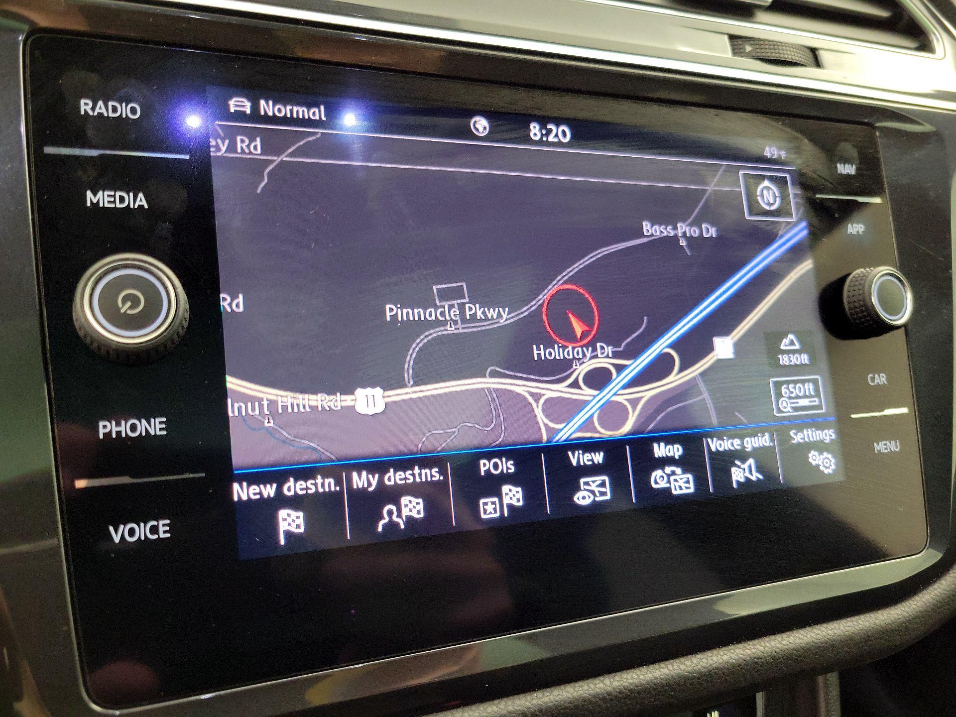 Thumbnail: 2020 Volkswagen Tiguan - 14