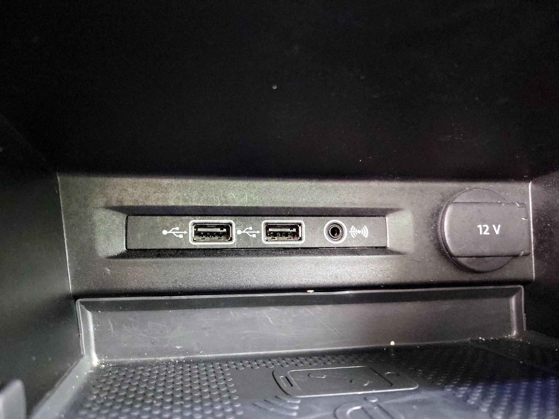 Thumbnail: 2020 Volkswagen Tiguan - 19