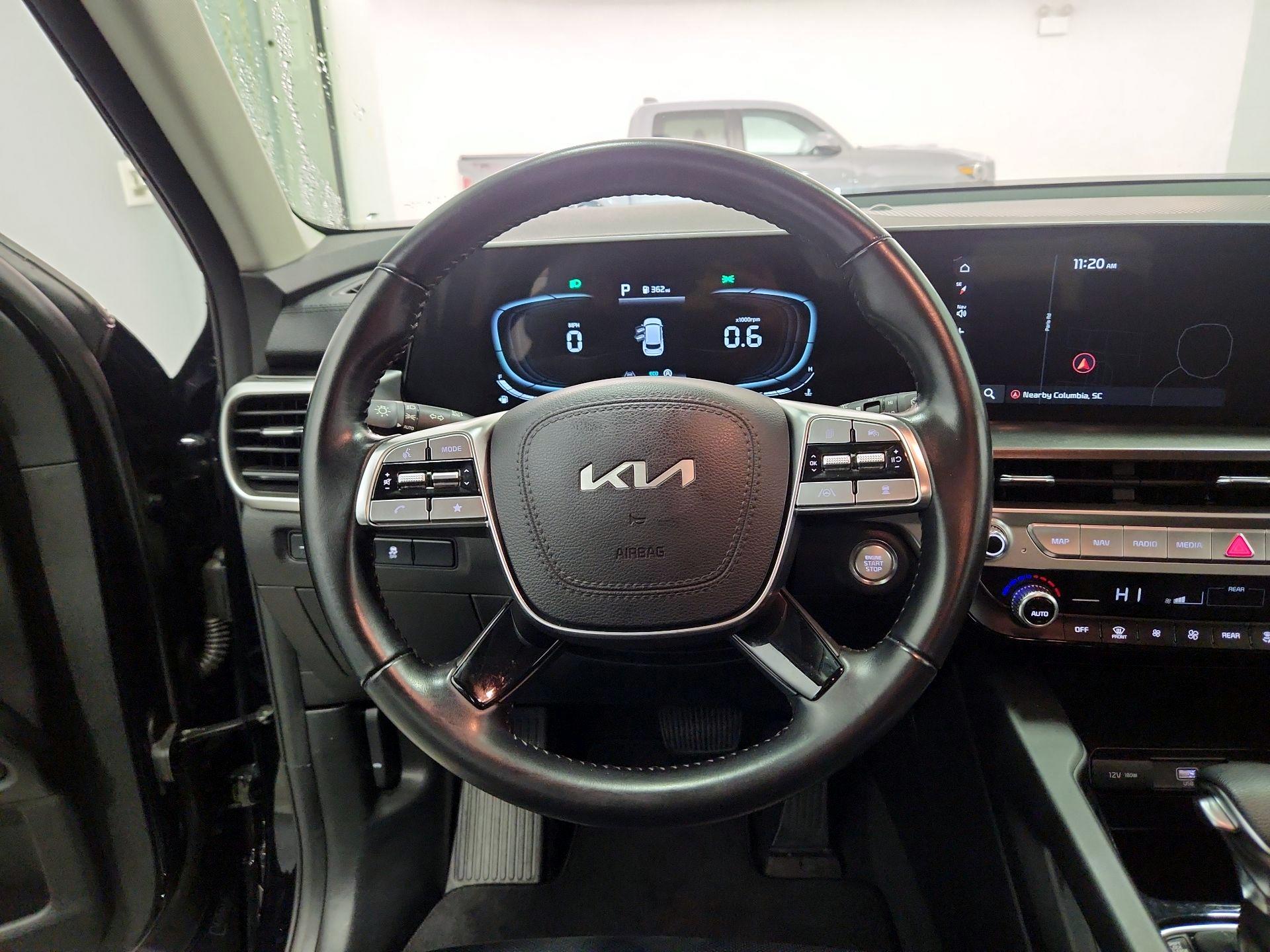 Thumbnail: 2023 Kia Telluride - 10