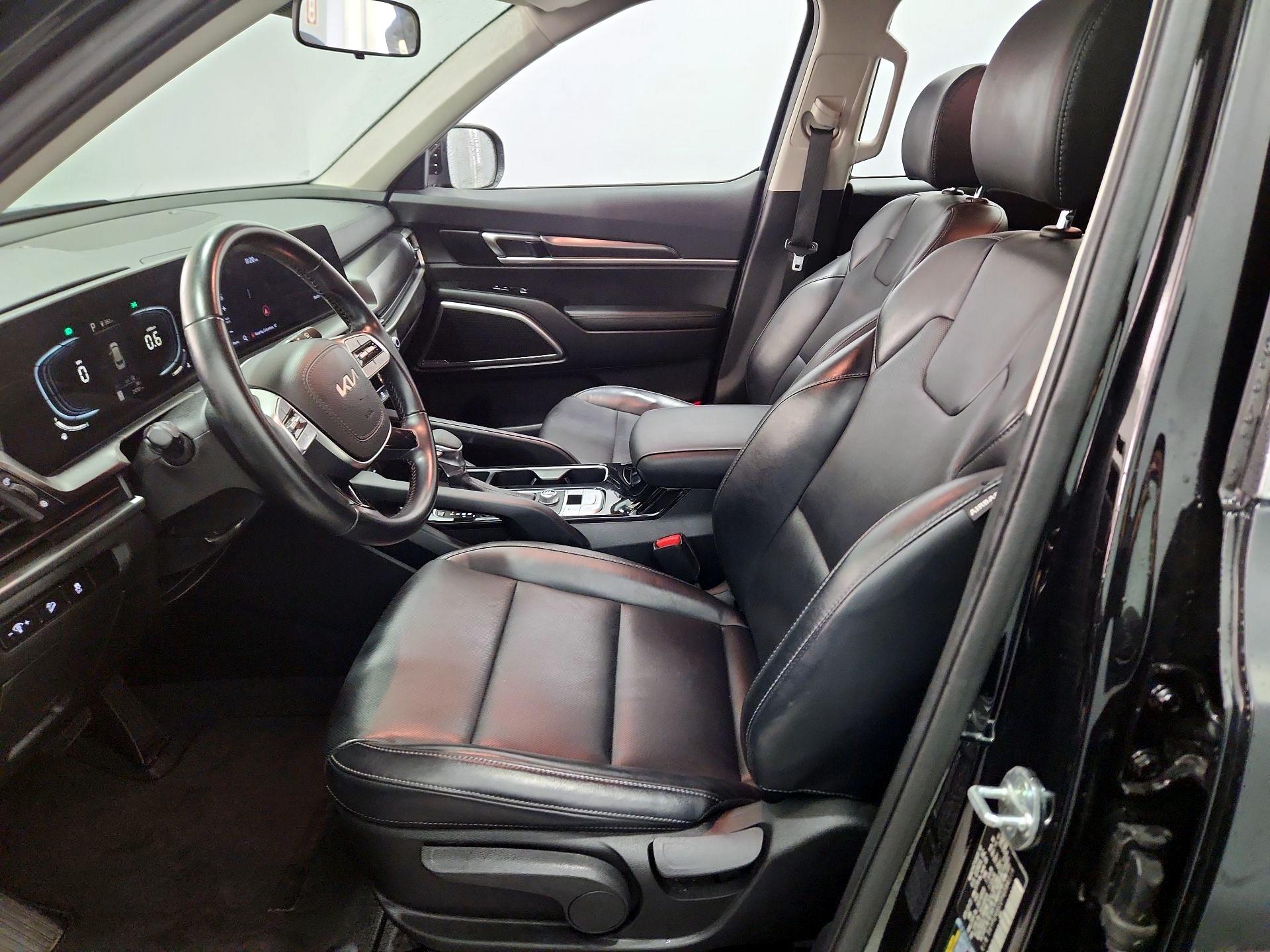 Thumbnail: 2023 Kia Telluride - 11