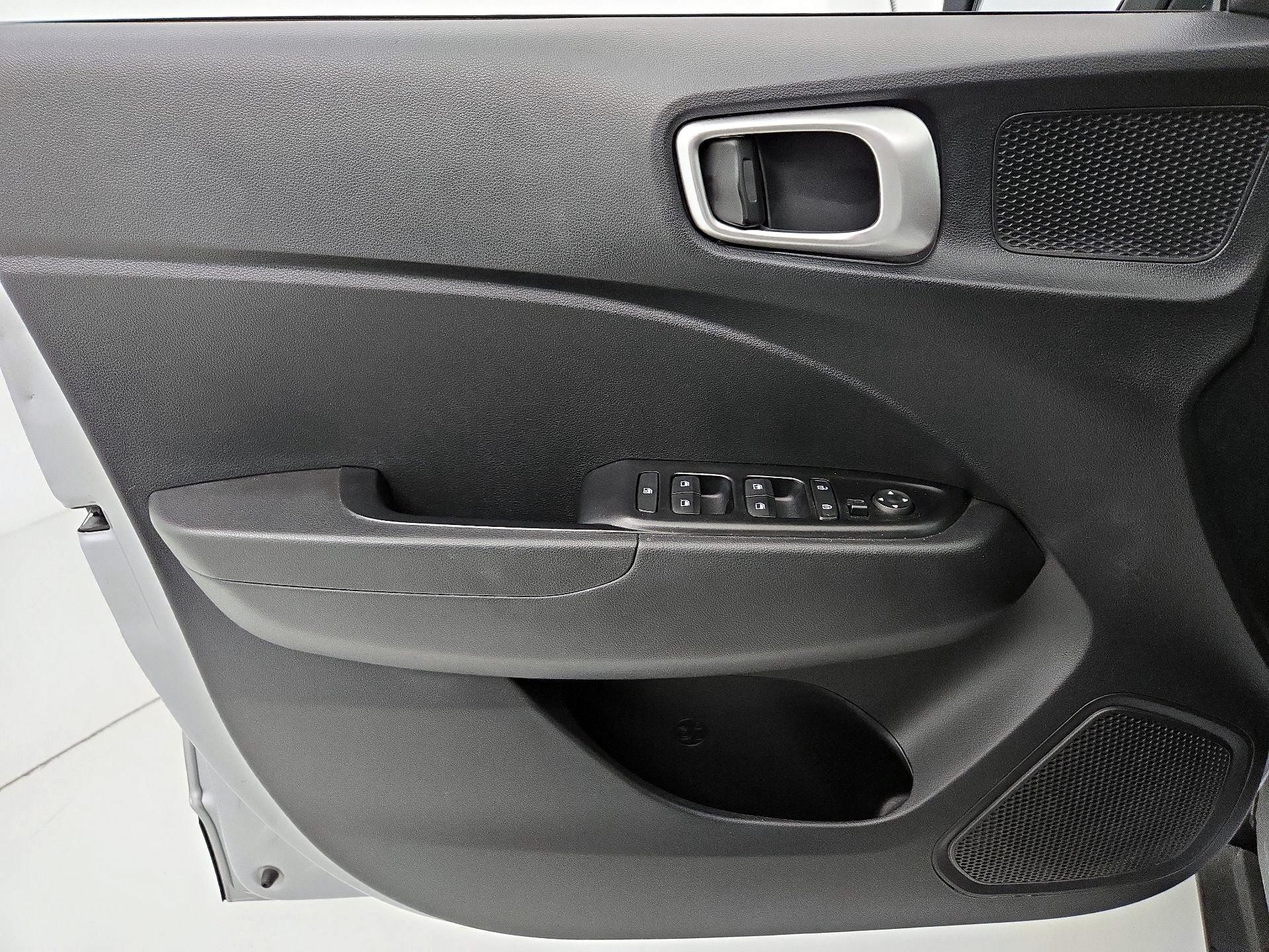 Thumbnail: 2022 Hyundai Venue - 12