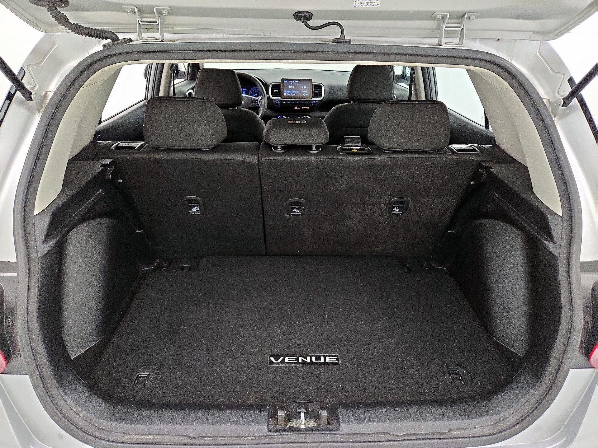 Thumbnail: 2022 Hyundai Venue - 20