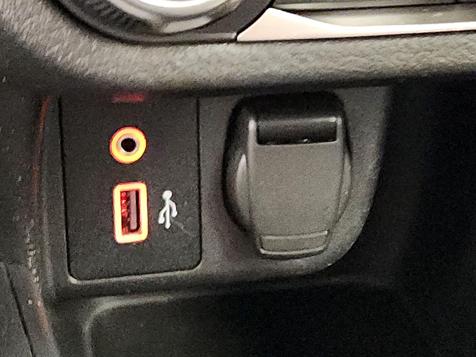 Thumbnail: 2021 Nissan Versa - 18