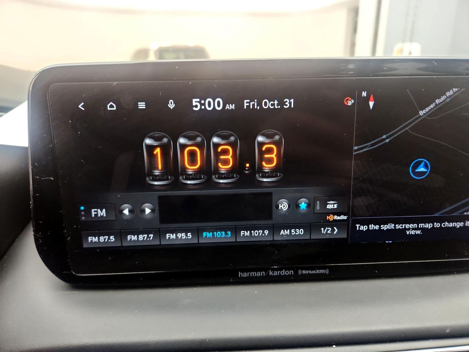 Thumbnail: 2022 Hyundai Santa Fe - 16