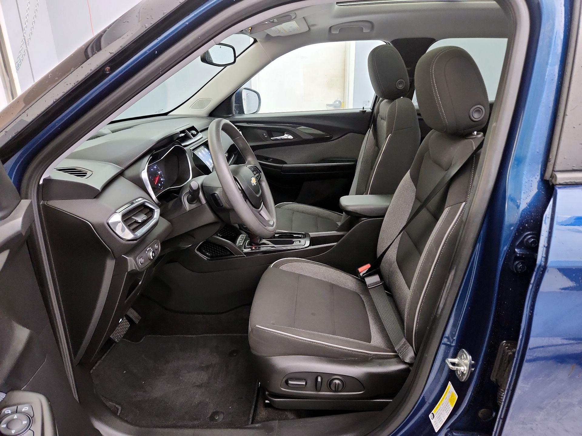 Thumbnail: 2021 Chevrolet TrailBlazer - 11