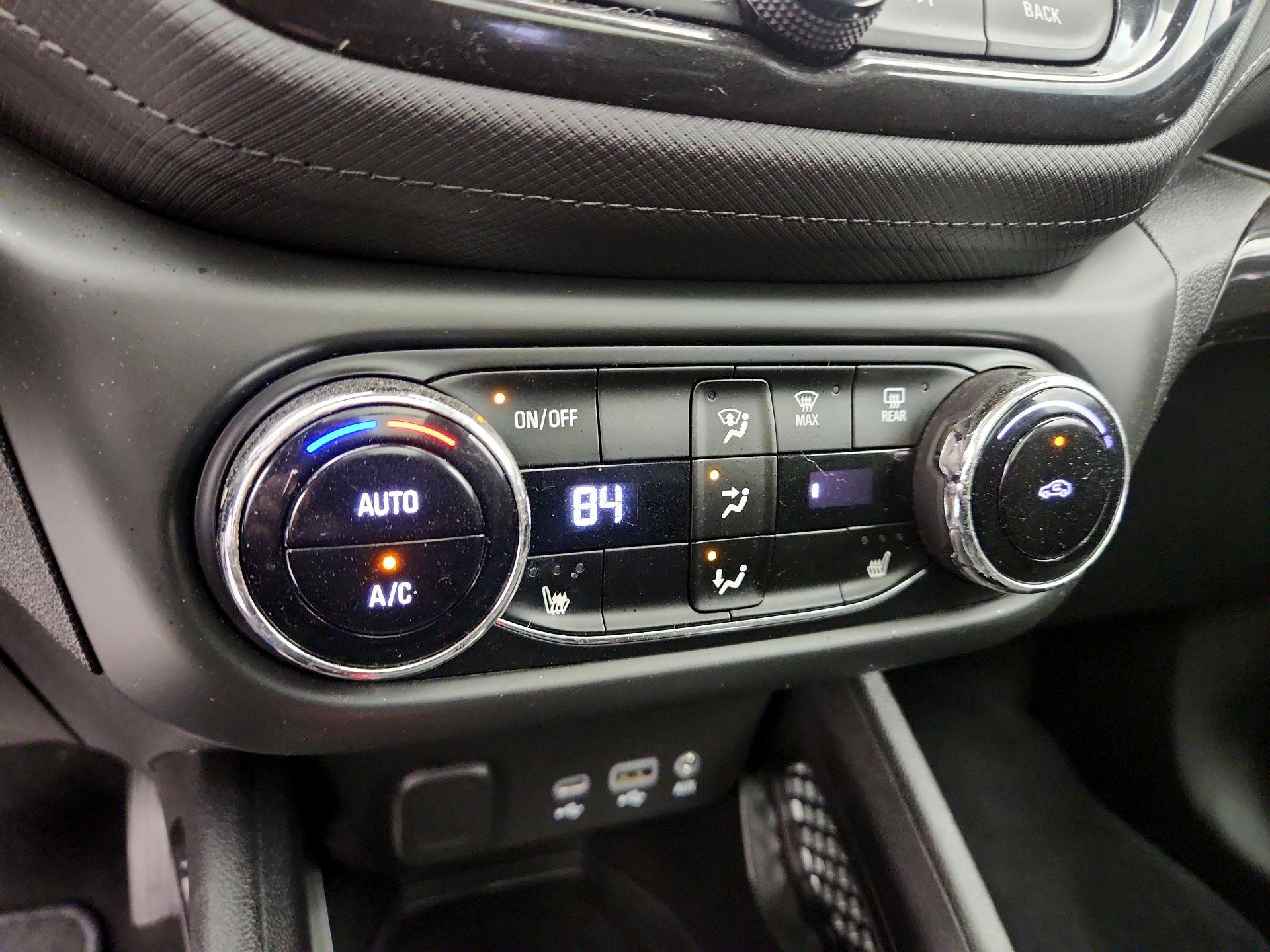 Thumbnail: 2021 Chevrolet TrailBlazer - 16