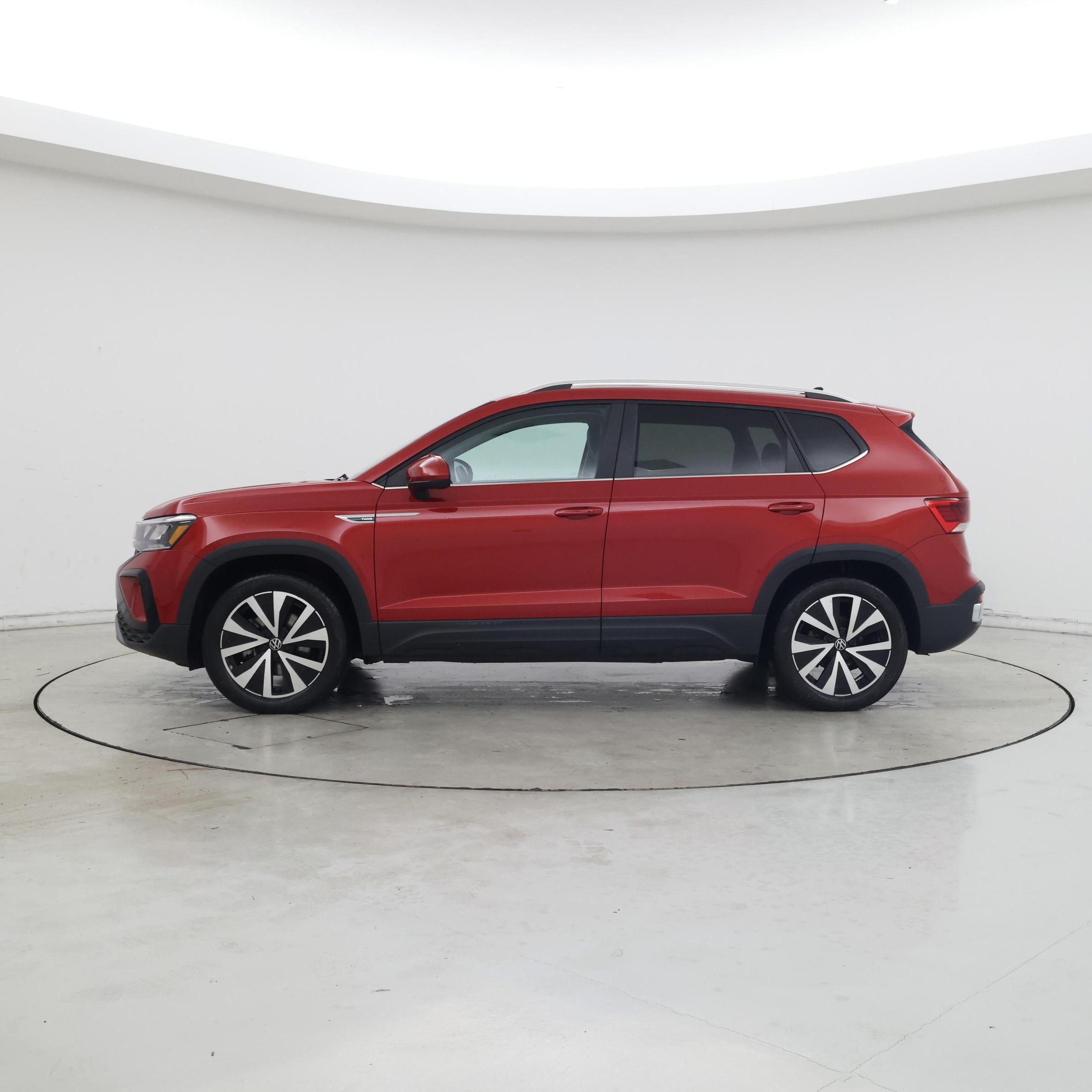 Thumbnail: 2022 Volkswagen Taos - 3