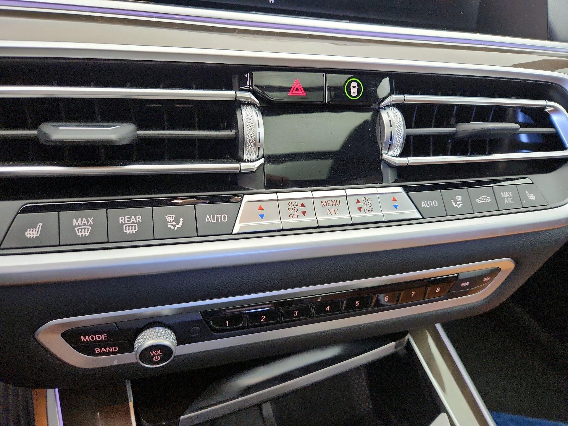 Thumbnail: 2022 BMW X5 - 17