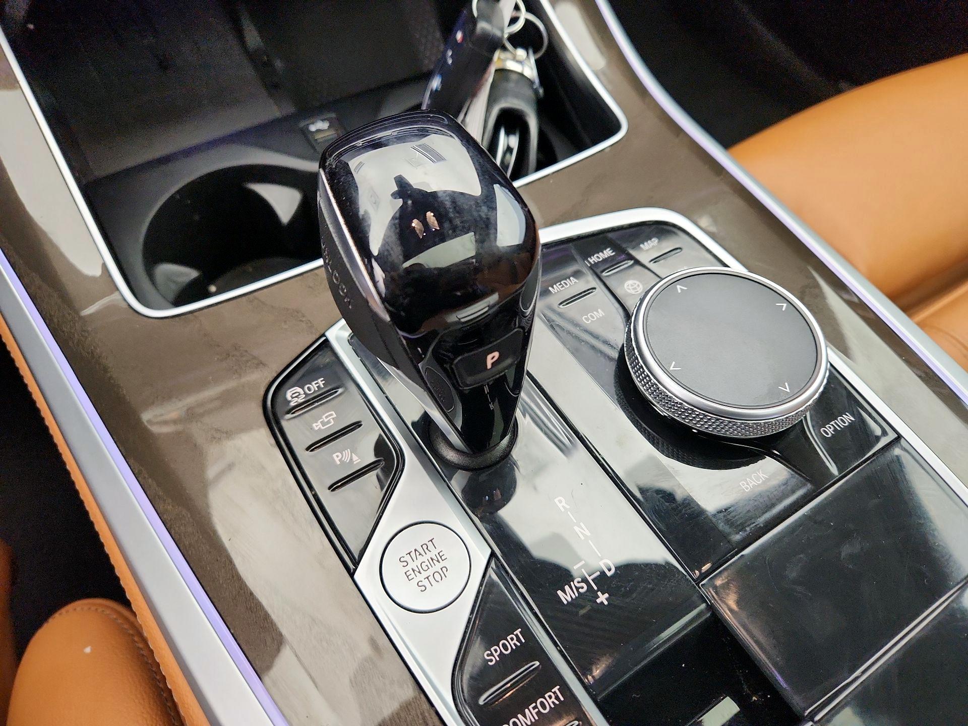 Thumbnail: 2022 BMW X5 - 18