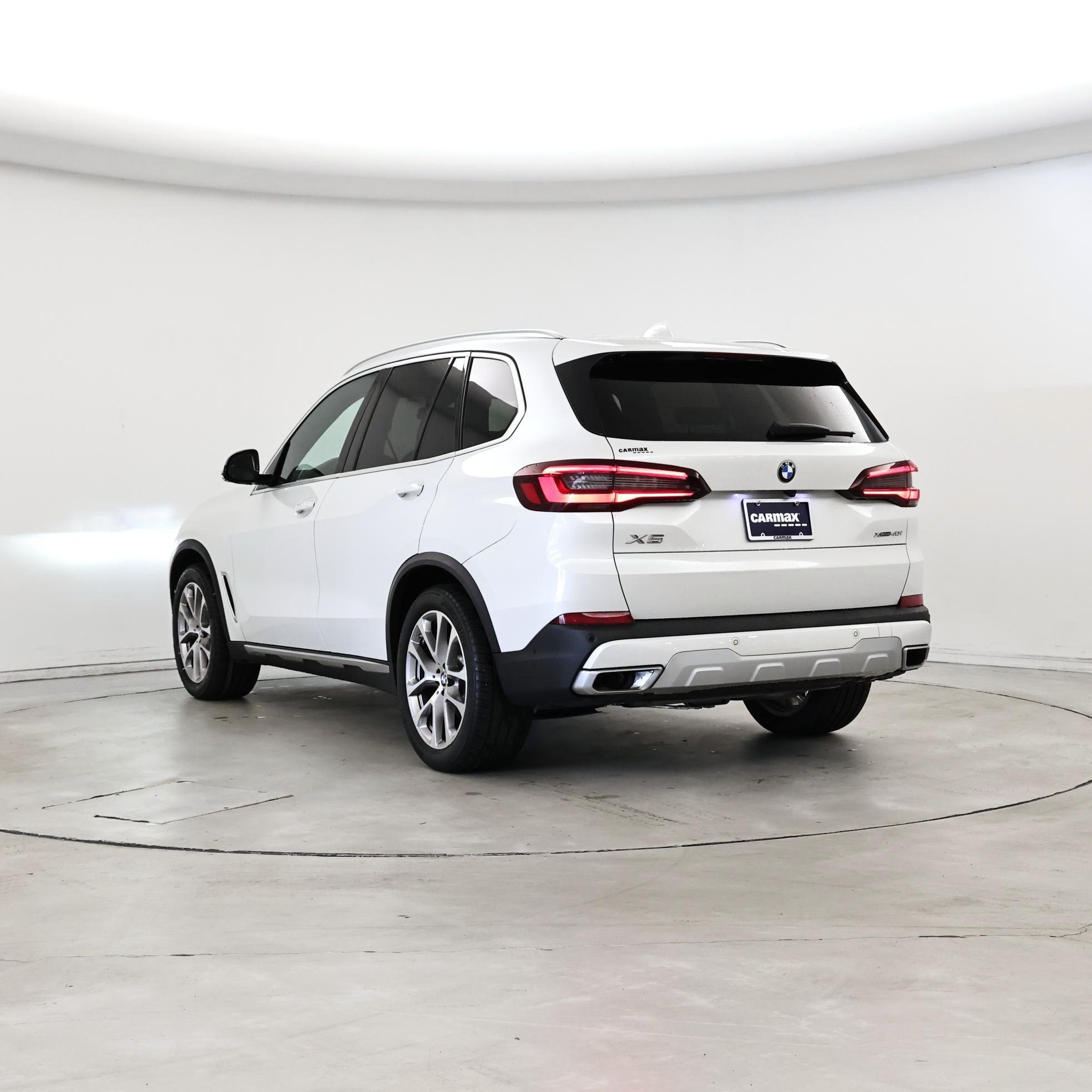 Thumbnail: 2022 BMW X5 - 2