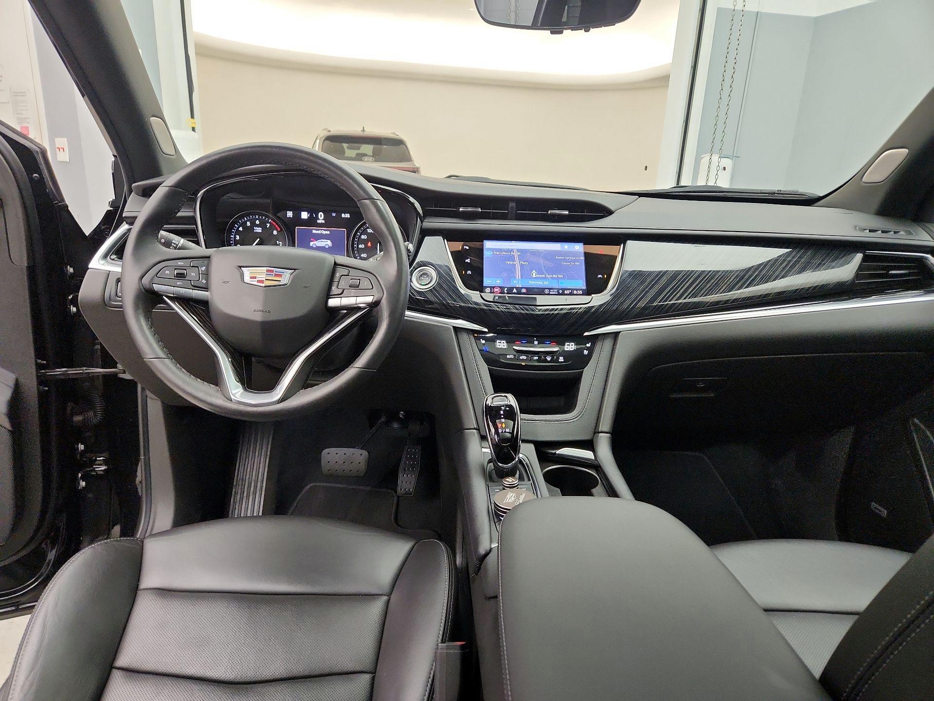 Thumbnail: 2023 Cadillac XT6 - 9