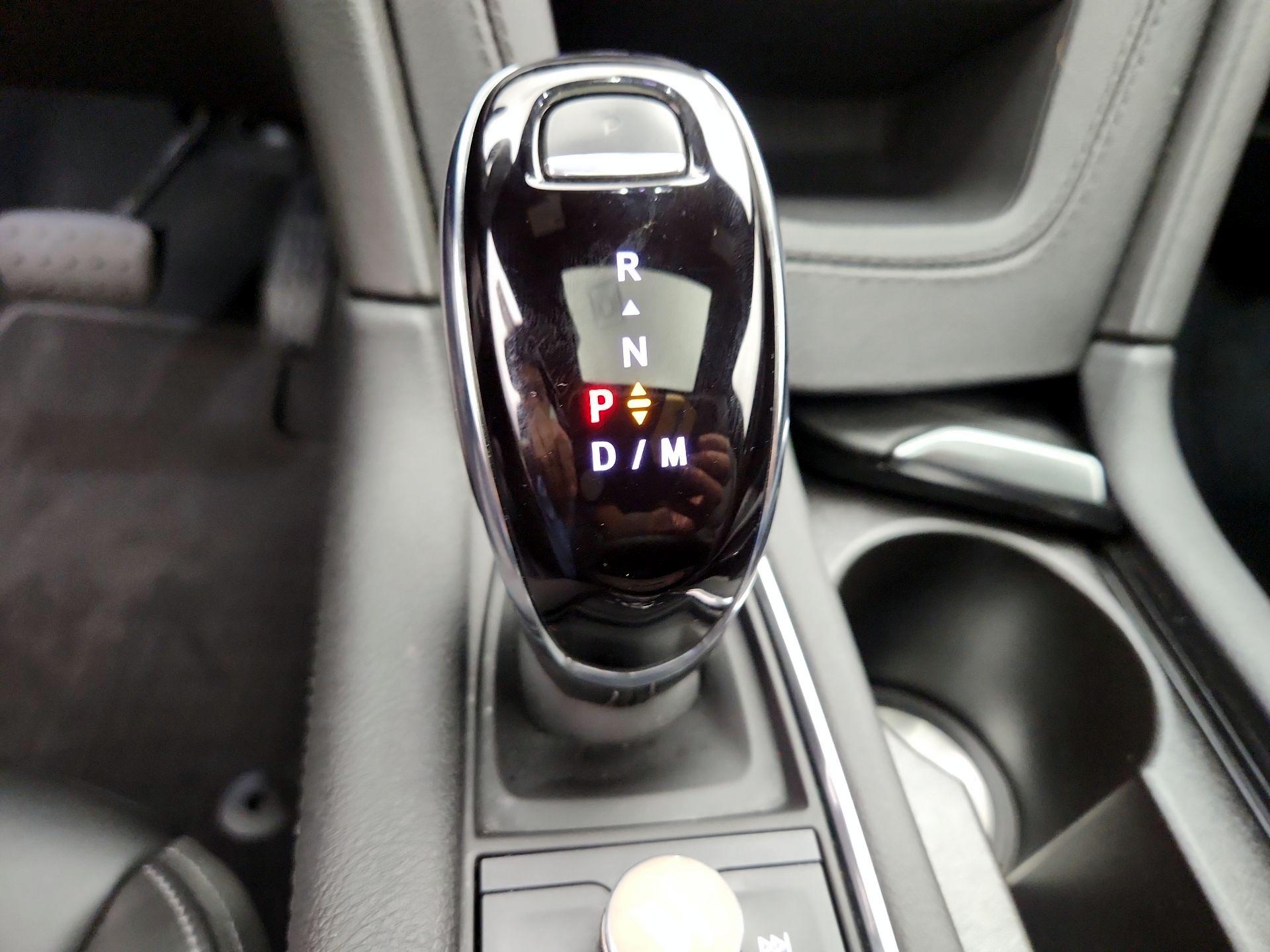 Thumbnail: 2023 Cadillac XT6 - 18