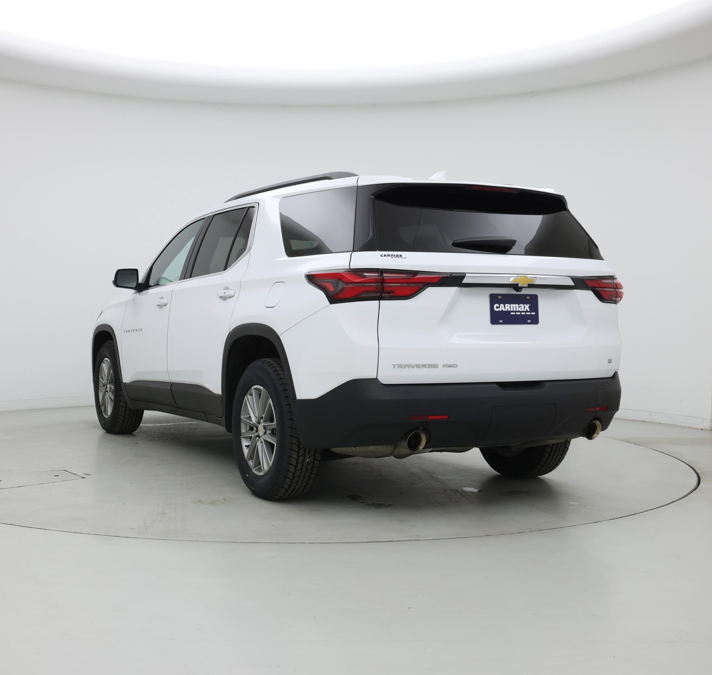 Thumbnail: 2023 Chevrolet Traverse - 2